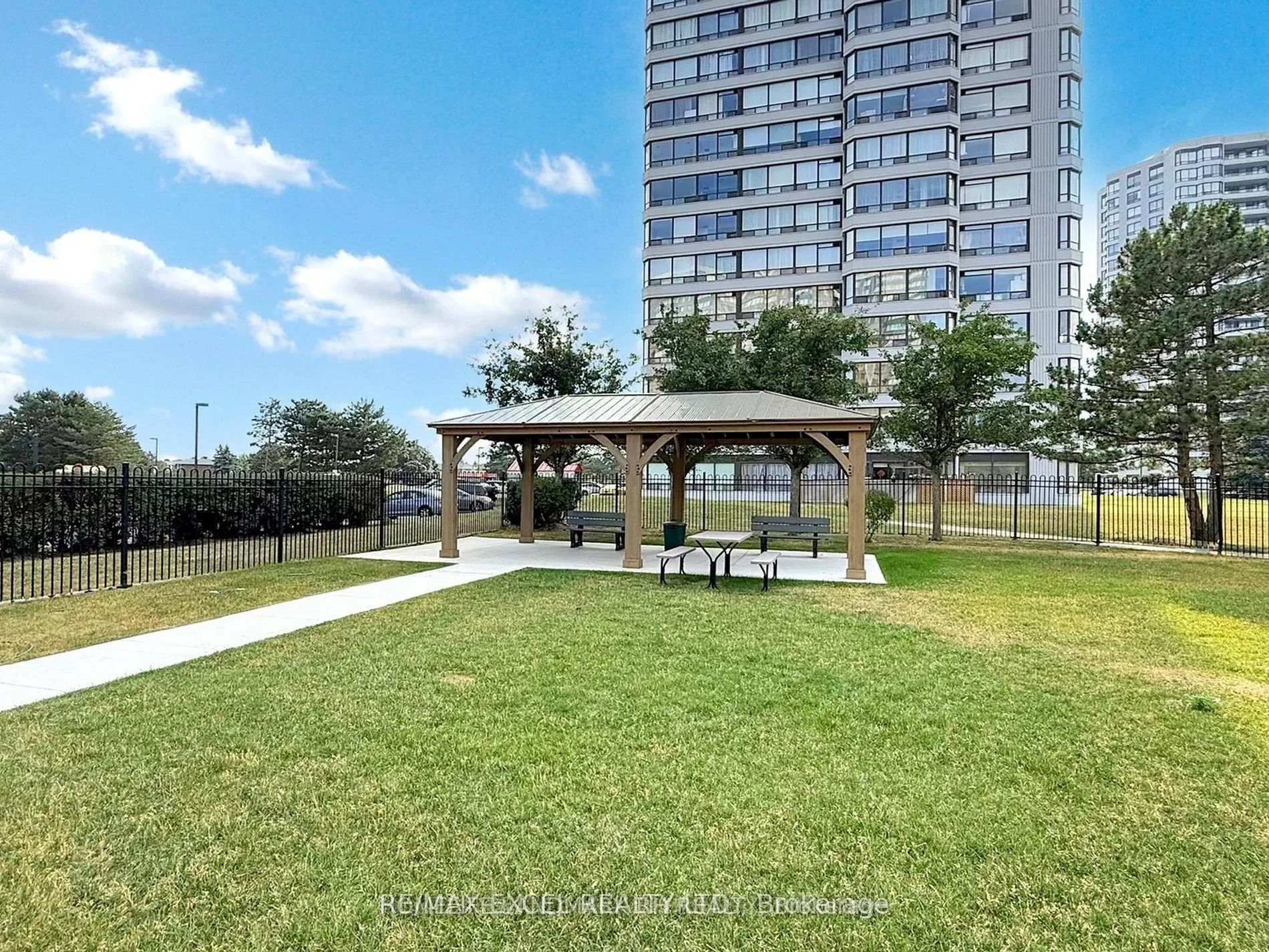 Photo 22 of Unit 902, 350 Alton Towers Circle, Scarborough, Milliken — HOMEH