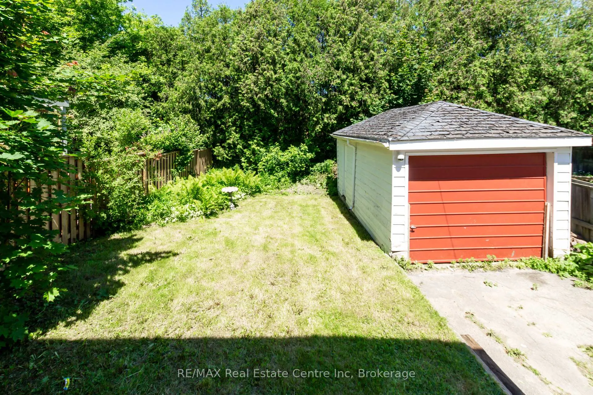 Photo 19 of 16 June Avenue, Guelph, Riverside Park — HOMEH