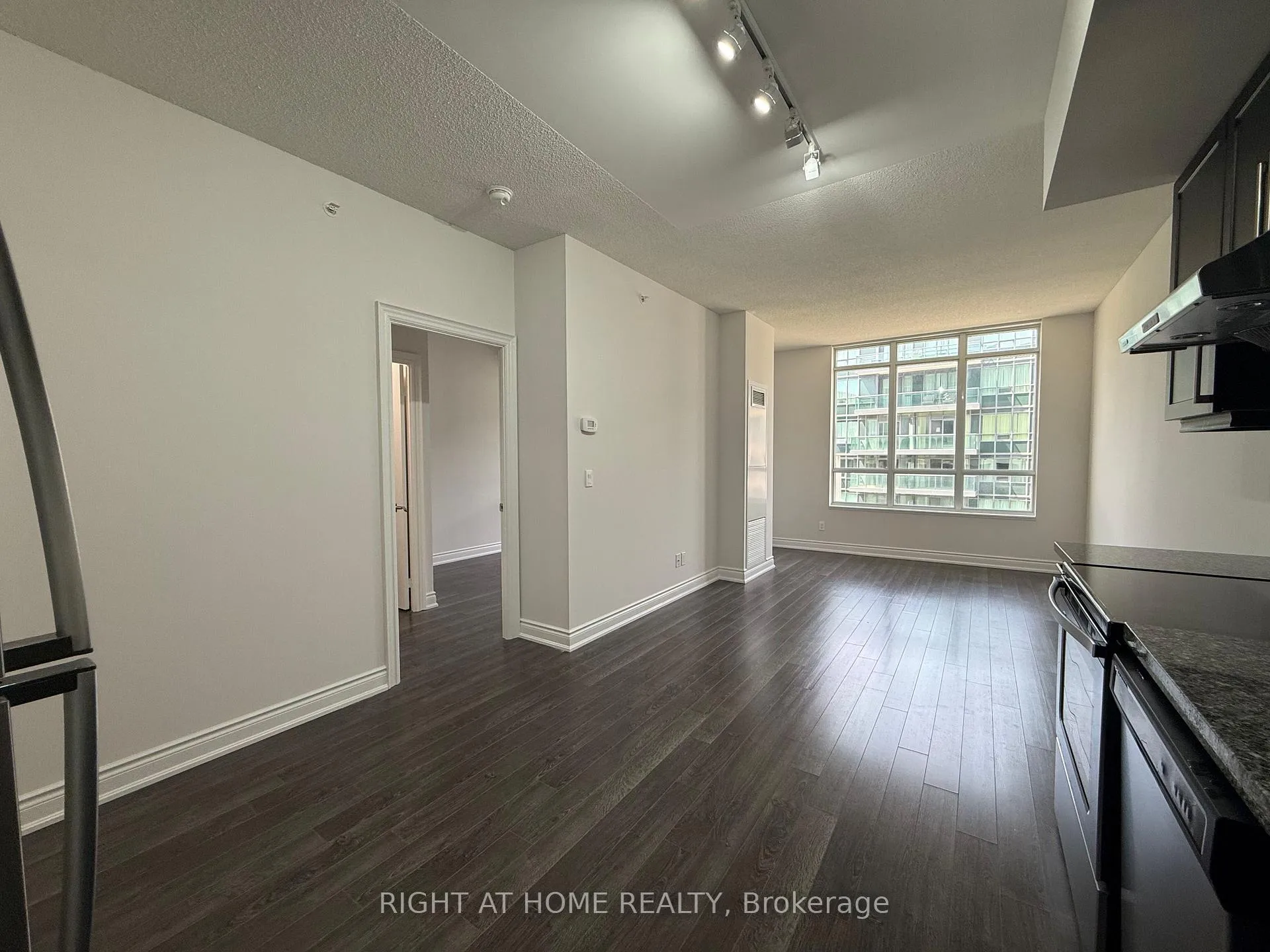 Photo 6 of Unit D808, 33 Clegg Road, Markham, Unionville — HOMEH