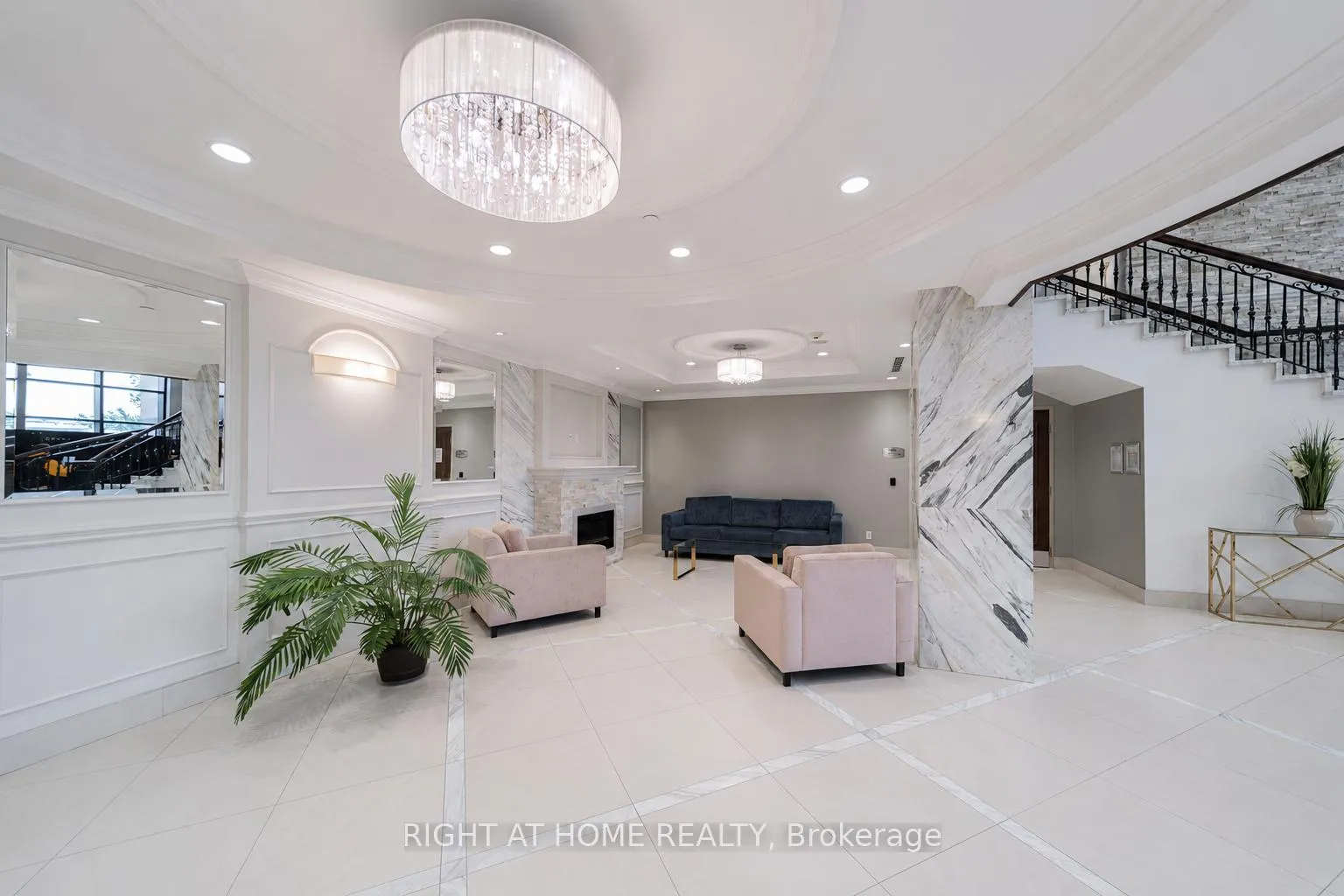 Photo 16 of Unit D808, 33 Clegg Road, Markham, Unionville — HOMEH