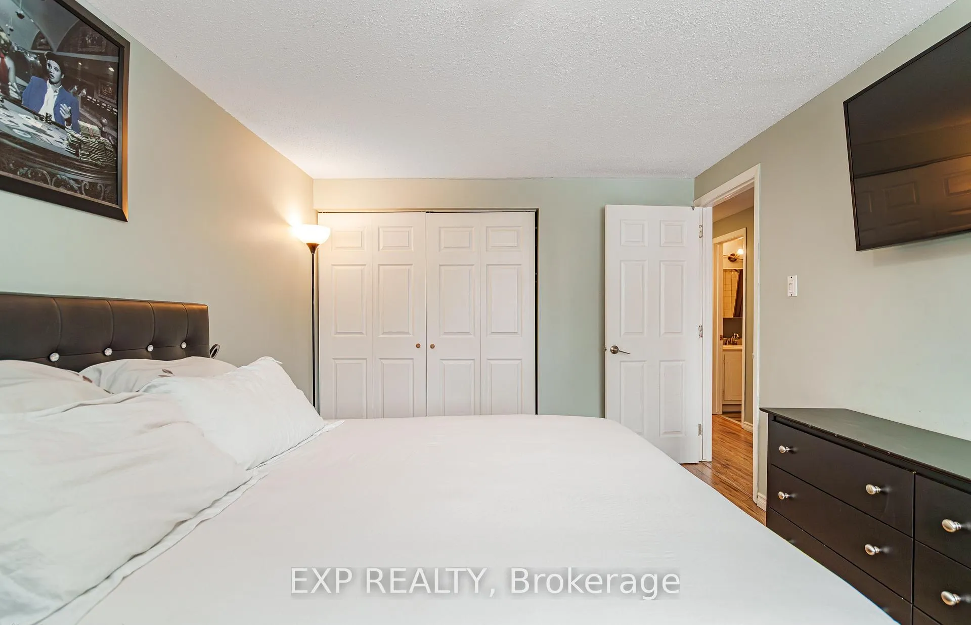 Photo 13 of Unit 81, 224 Romulus Private, Ottawa, Carson Meadows — HOMEH