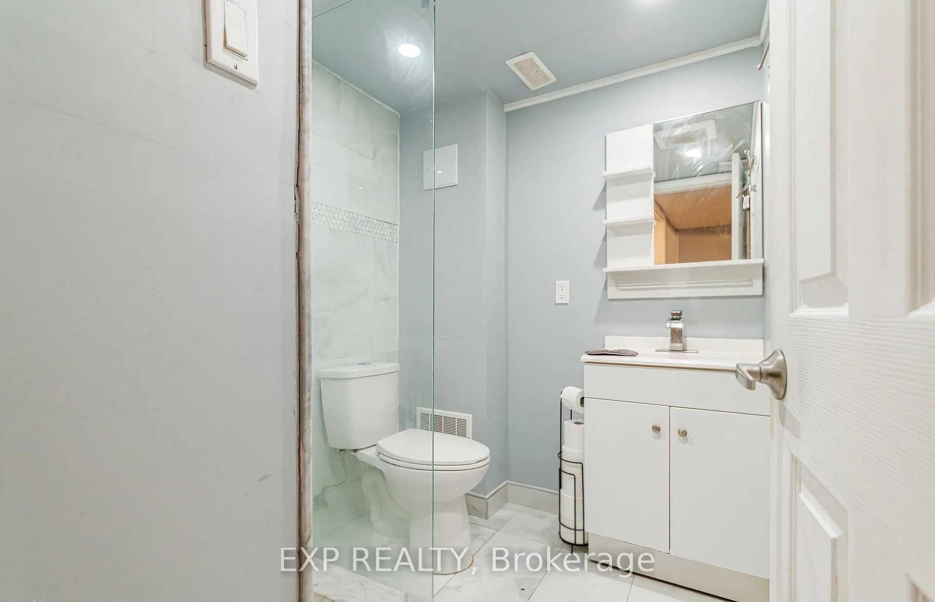 Photo 24 of Unit 81, 224 Romulus Private, Ottawa, Carson Meadows — HOMEH