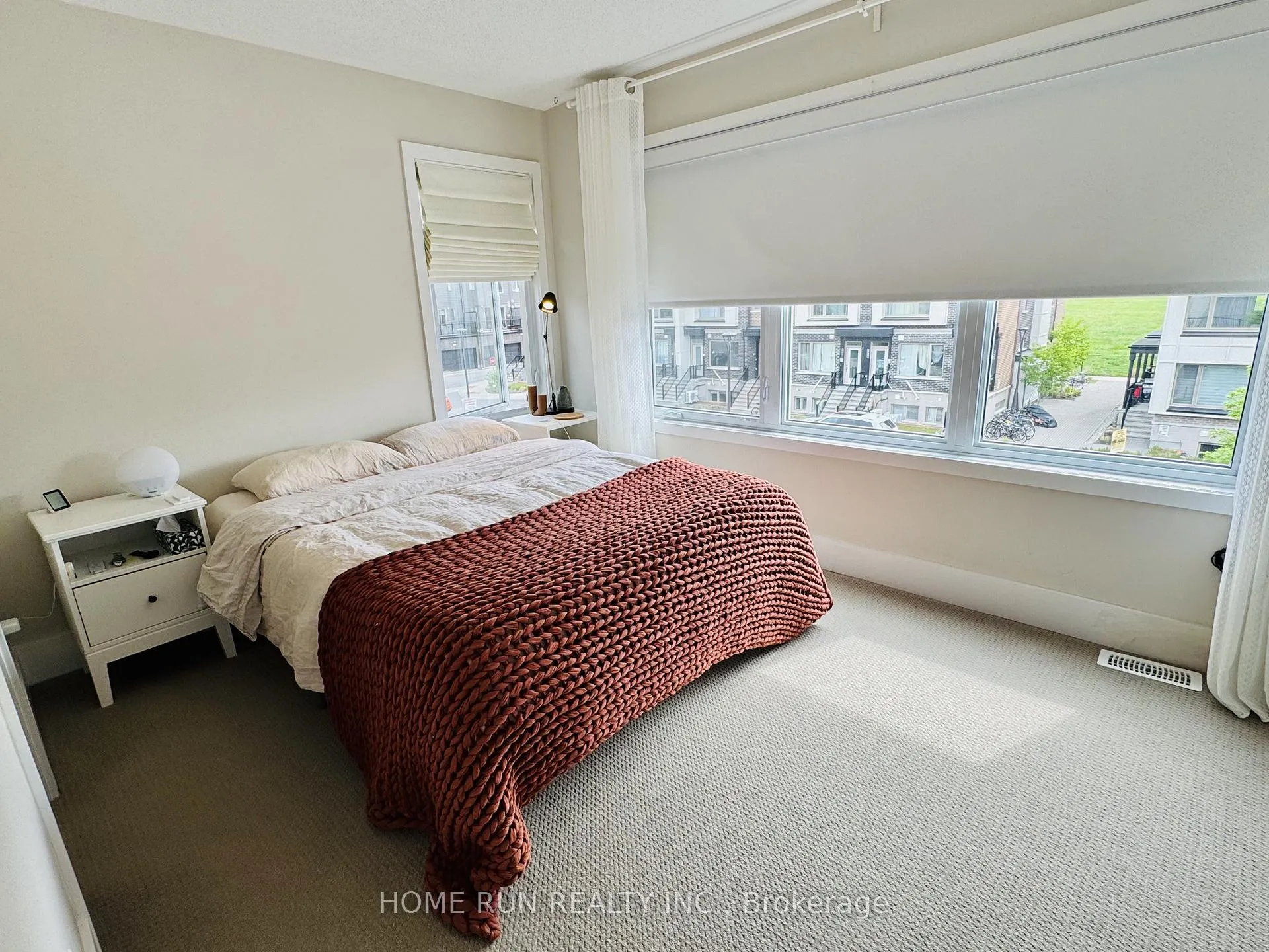 Photo 8 of 524 Ozawa Private, Ottawa, CFB Rockcliffe and Area — HOMEH