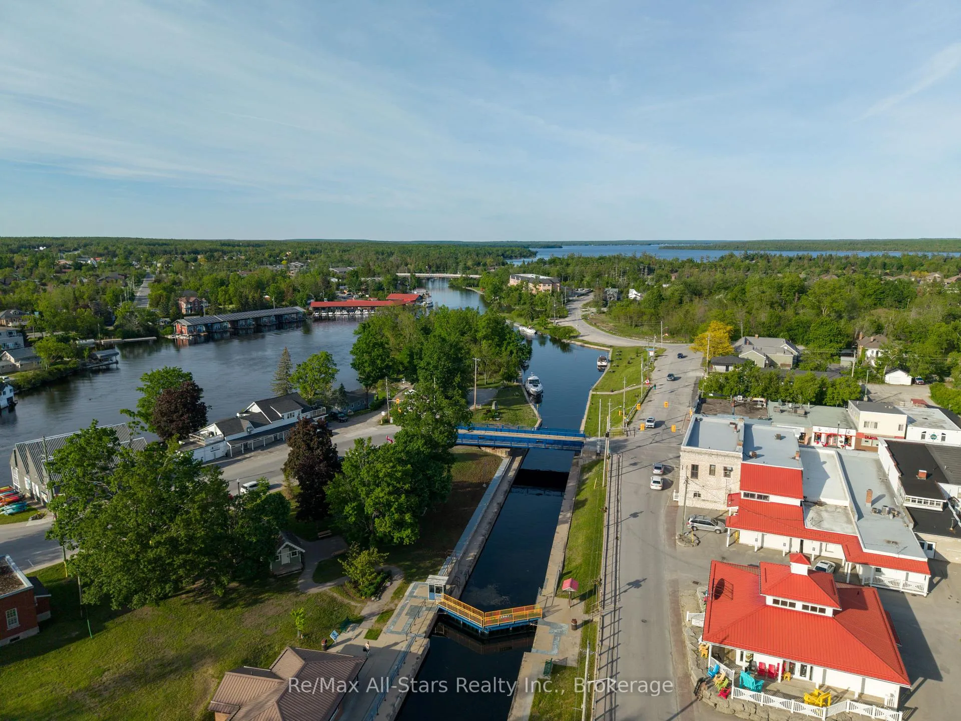 Photo 45 of 58 Navigators Trail, Kawartha Lakes, Bobcaygeon — HOMEH