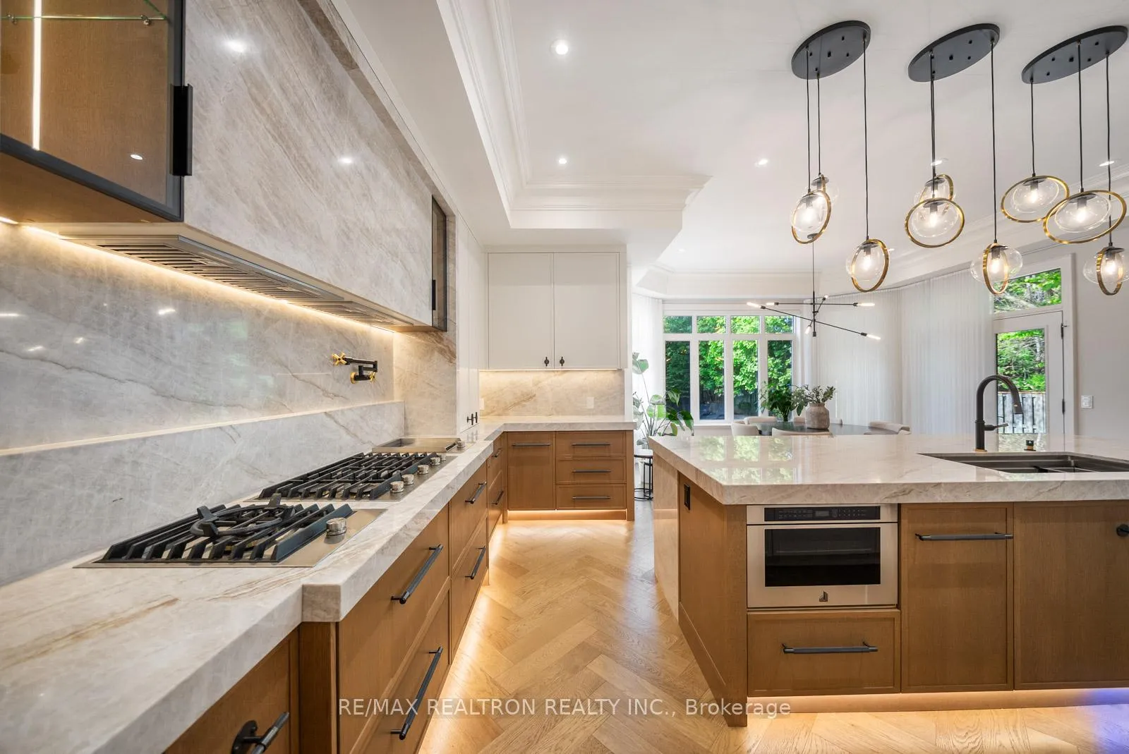 Photo 17 of 160 King High Drive, Vaughan, Beverley Glen — HOMEH