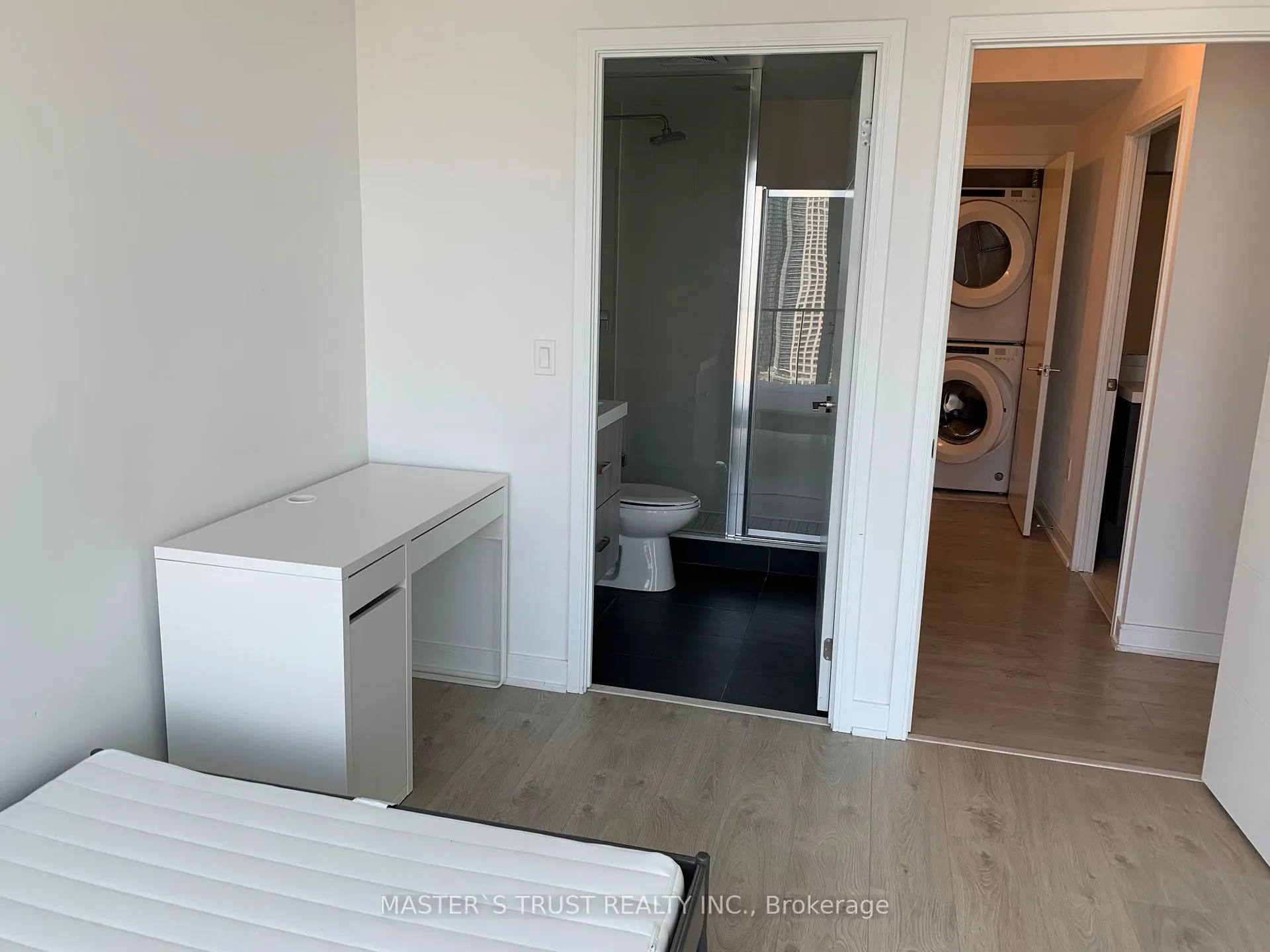 Front of Unit 2704, 50 Wellesley East Street