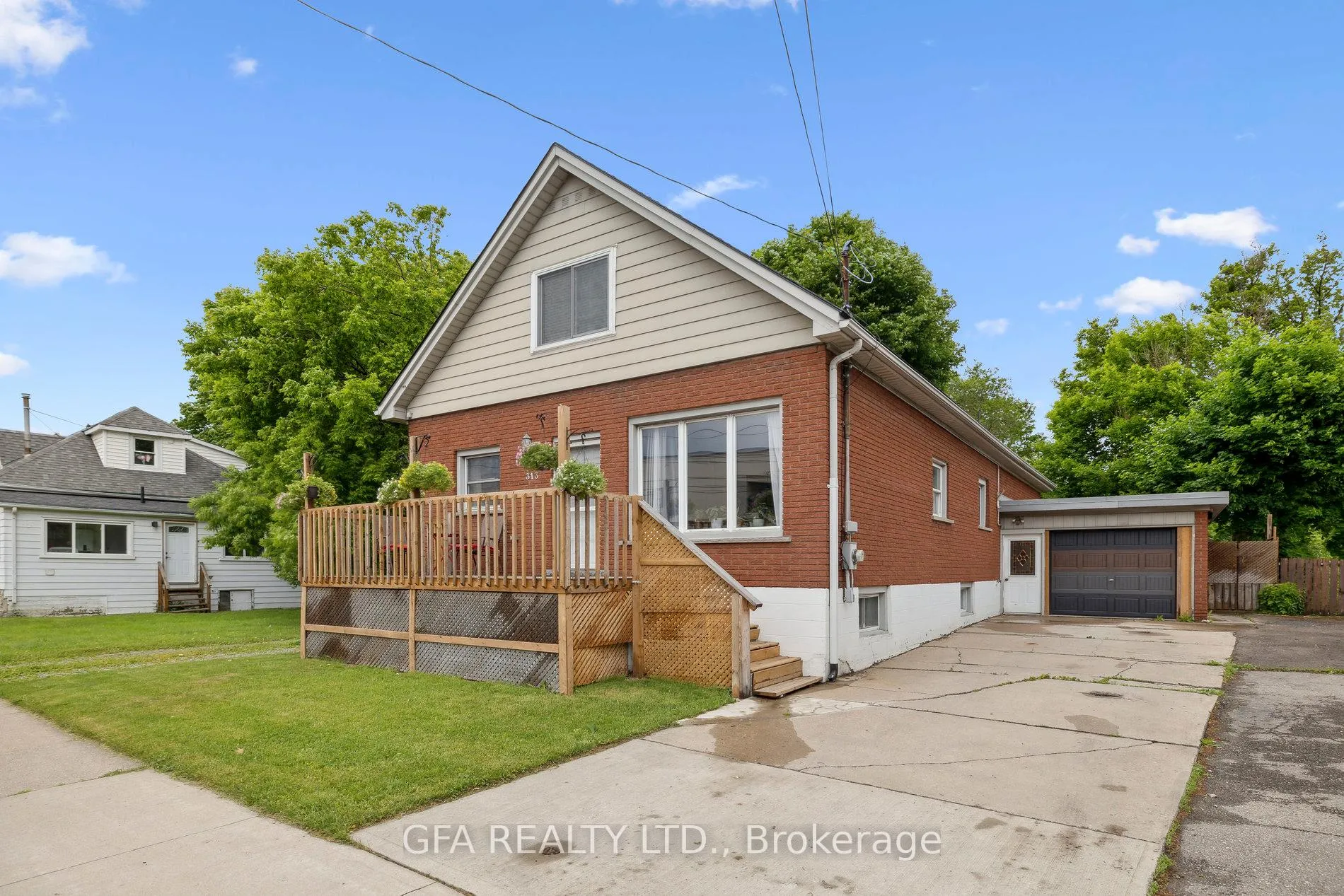 Photo of 313 Upper Gage Avenue