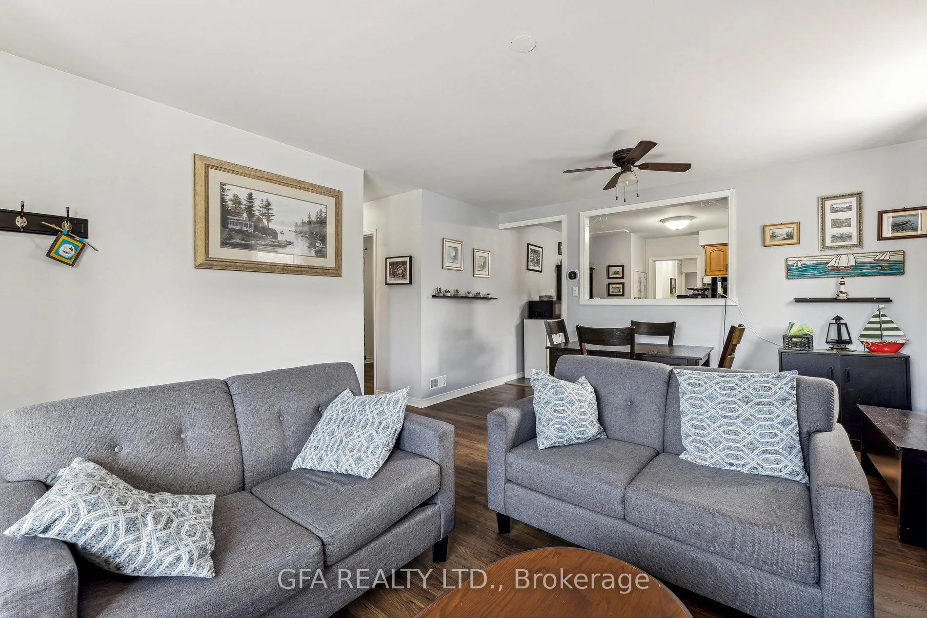 Photo 5 of 313 Upper Gage Avenue, Hamilton, Sunninghill — HOMEH