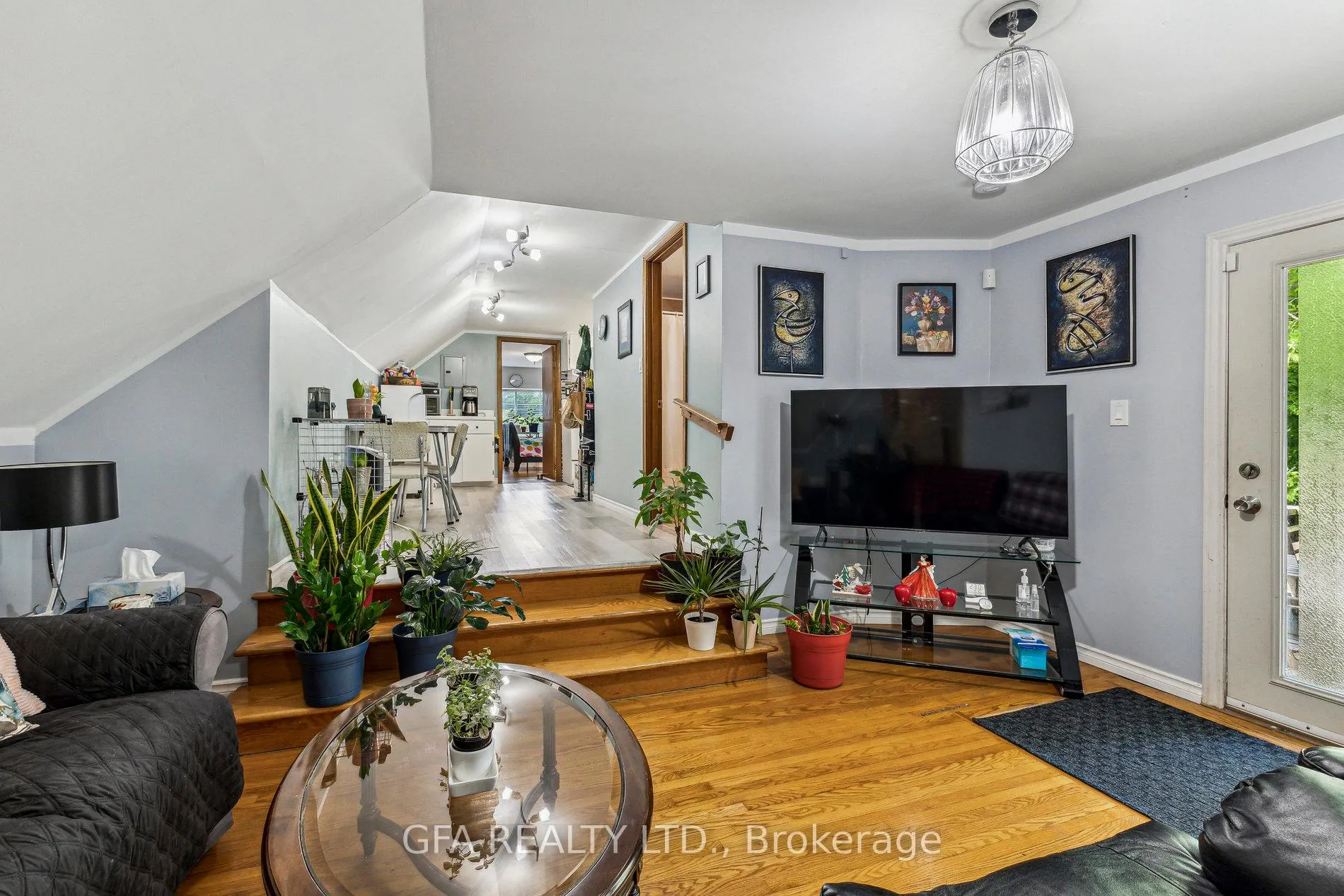Photo 23 of 313 Upper Gage Avenue, Hamilton, Sunninghill — HOMEH