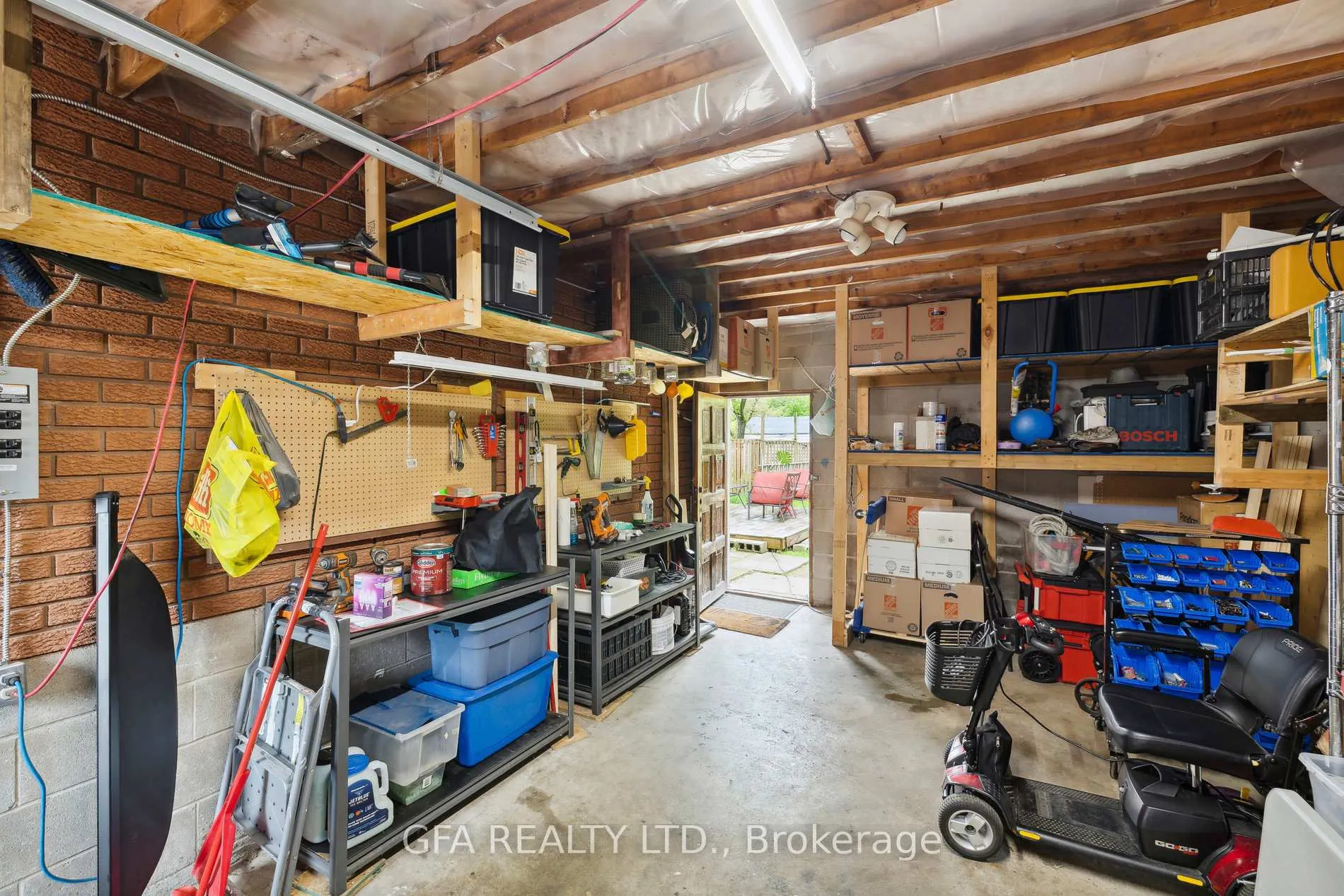 Photo 31 of 313 Upper Gage Avenue, Hamilton, Sunninghill — HOMEH