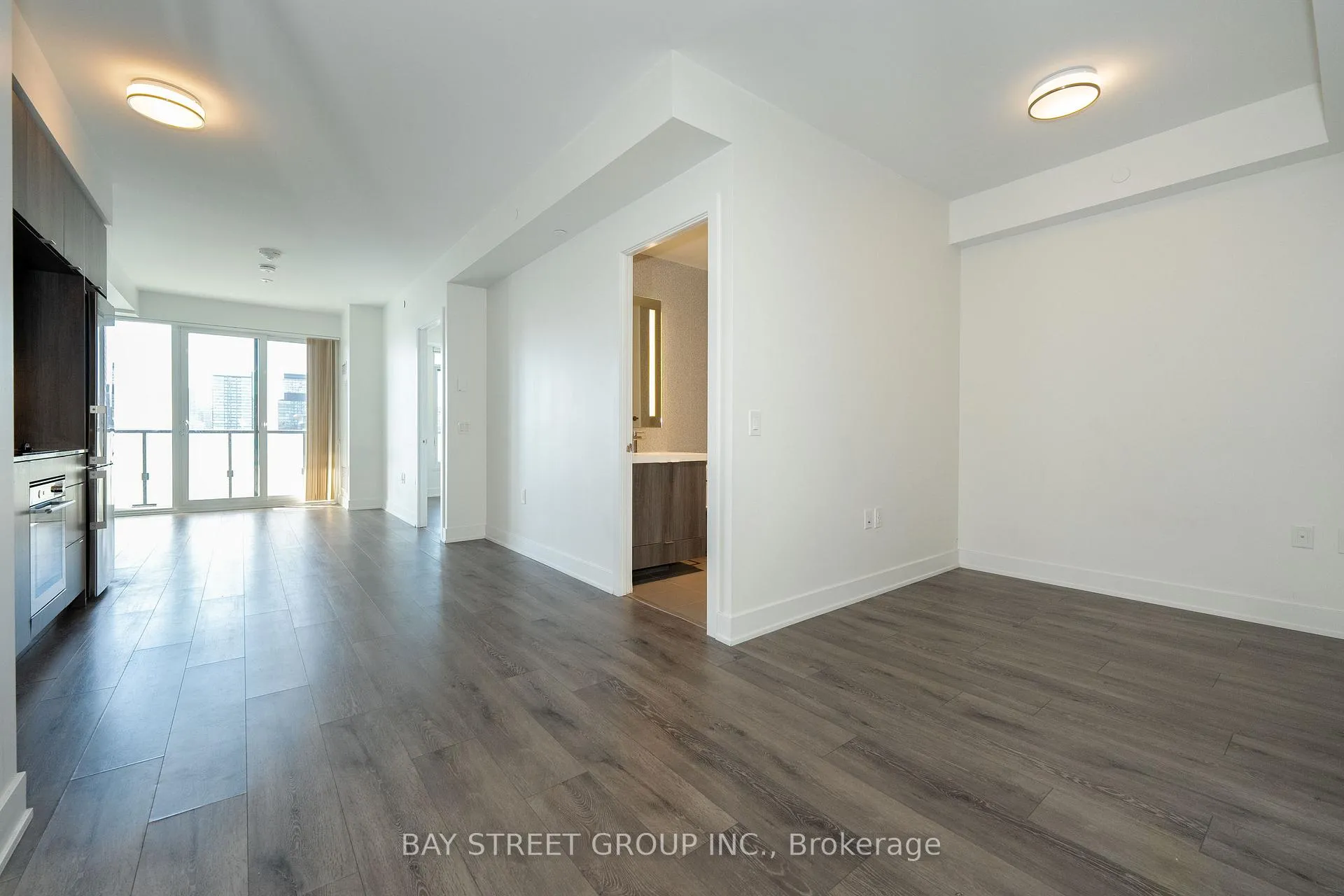 Photo 3 of Unit 3310, 575 Bloor Street E, Toronto, North St. James Town — HOMEH