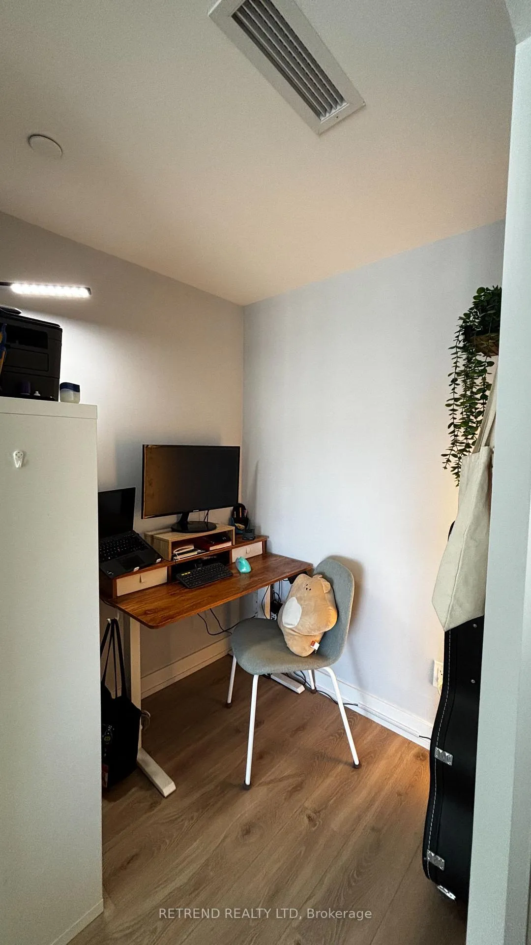 Photo 7 of Unit 1006, 161 Roehampton Avenue, Toronto, Mount Pleasant West — HOMEH
