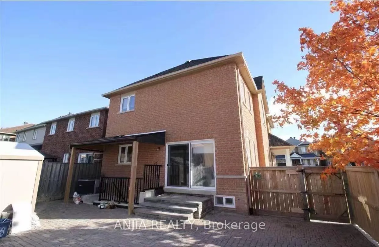 Photo 1 of 24 Jenmat Drive, Markham, Greensborough — HOMEH