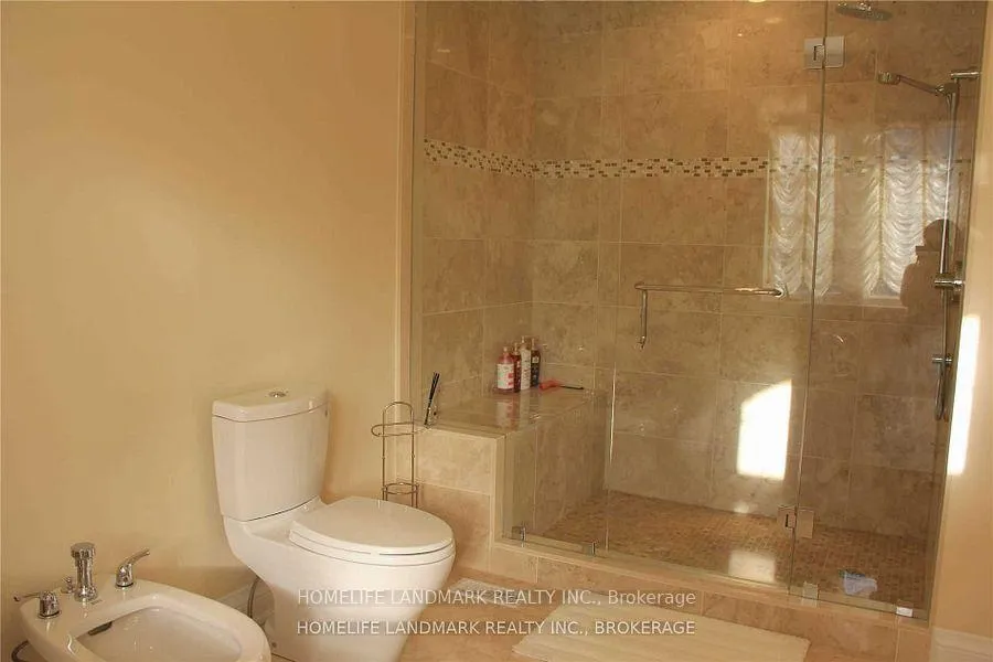 Photo 11 of 2245 Carm Drive, Oakville, Westmount — HOMEH
