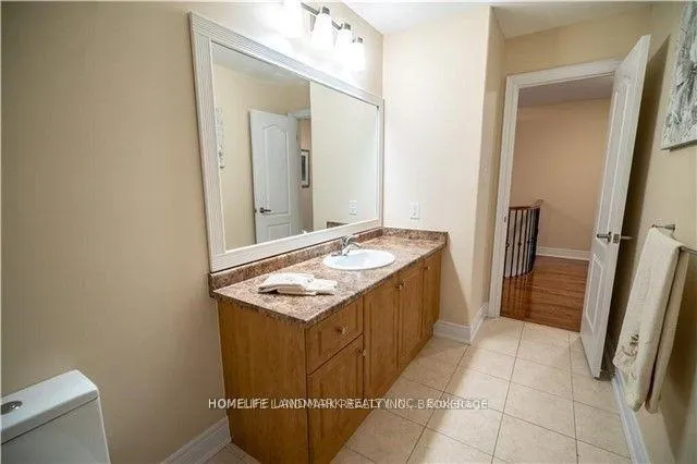 Photo 17 of 2245 Carm Drive, Oakville, Westmount — HOMEH