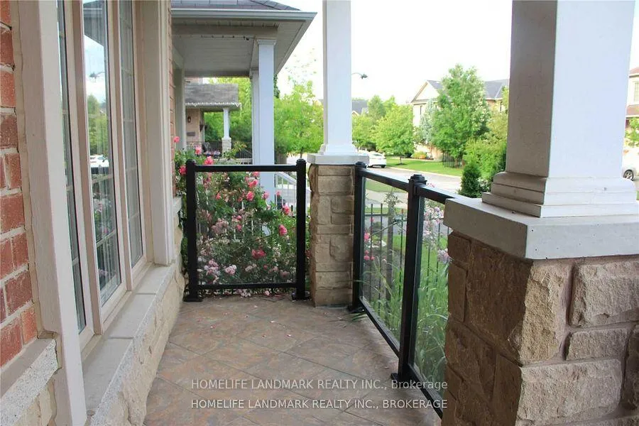 Photo 19 of 2245 Carm Drive, Oakville, Westmount — HOMEH