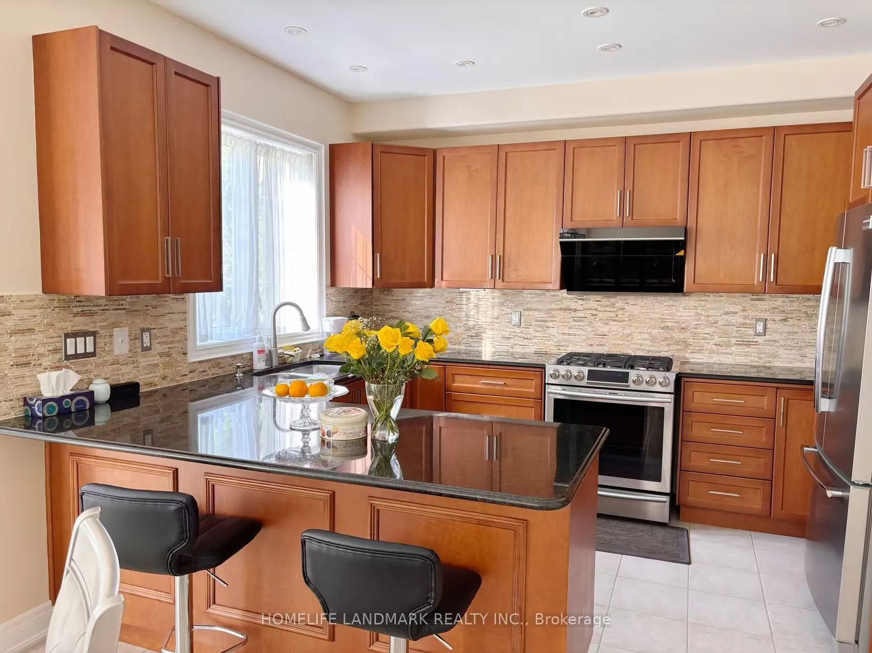 Photo 30 of 2245 Carm Drive, Oakville, Westmount — HOMEH