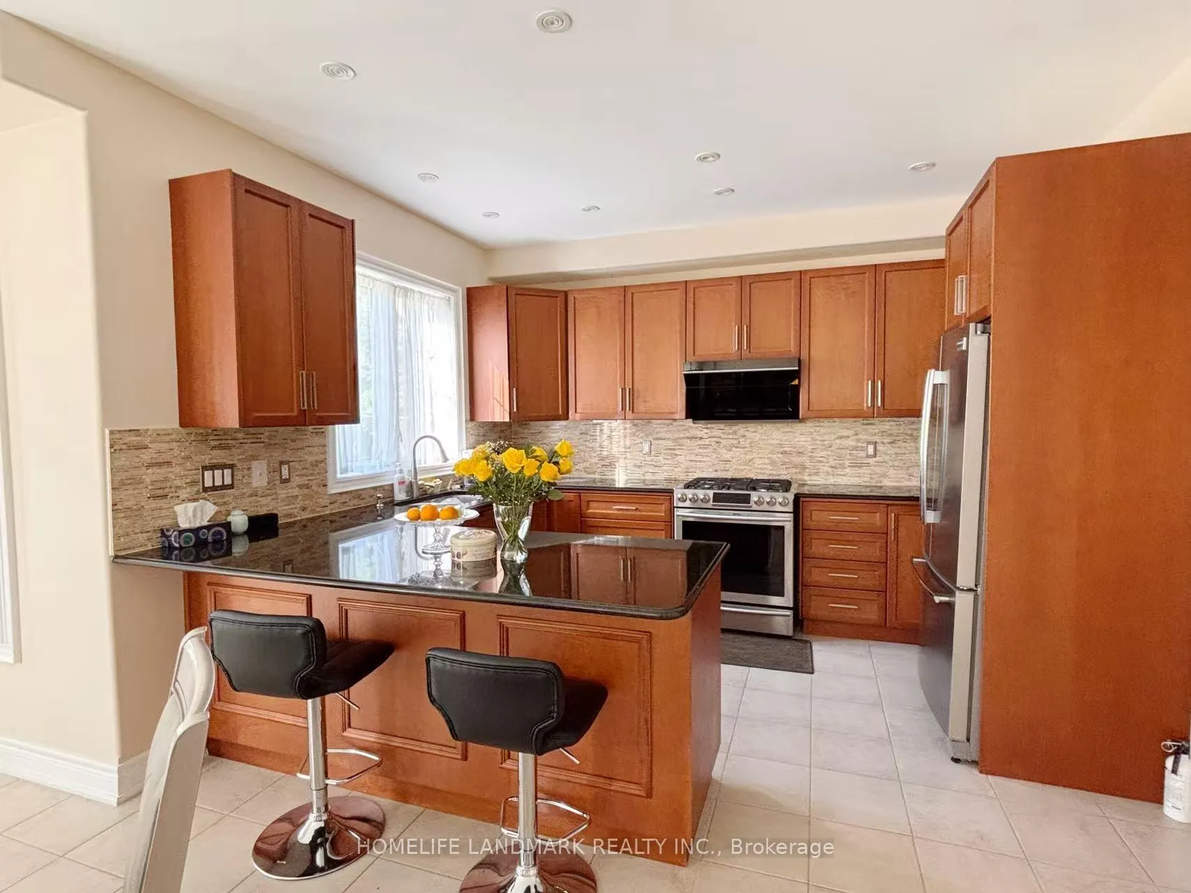 Photo 31 of 2245 Carm Drive, Oakville, Westmount — HOMEH