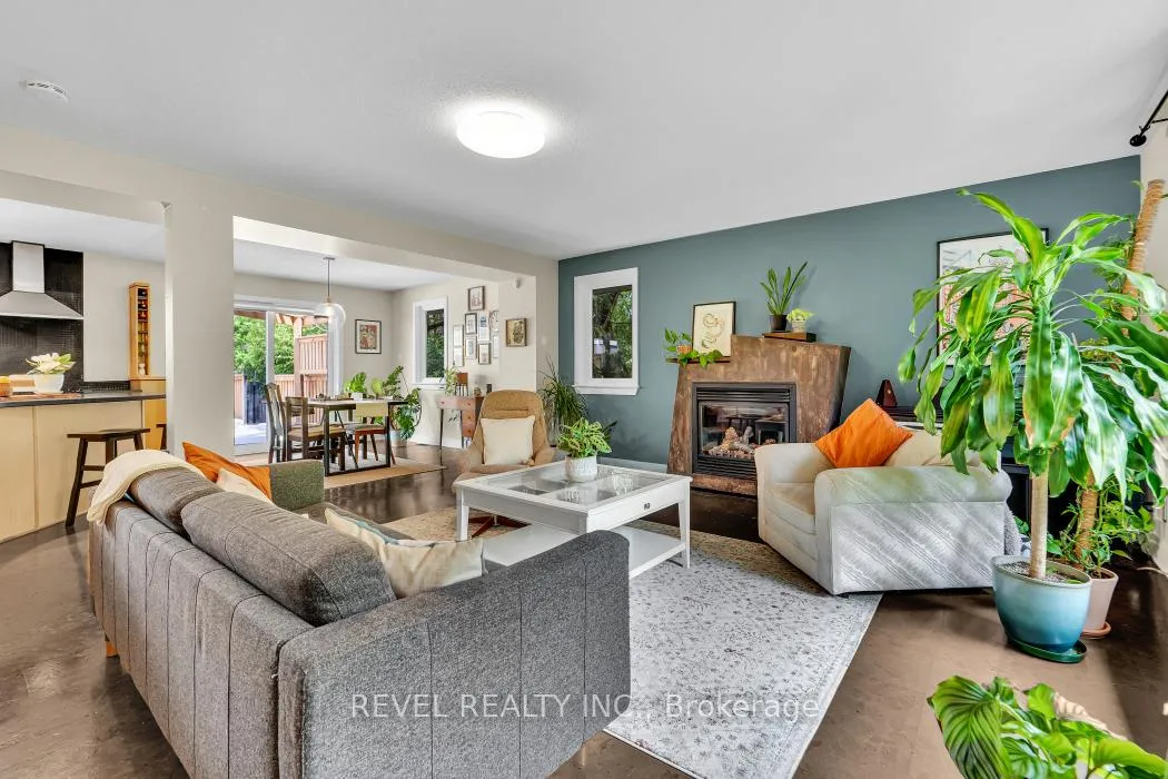 Photo 9 of 144 Monterey Drive, Ottawa, Leslie Park — HOMEH