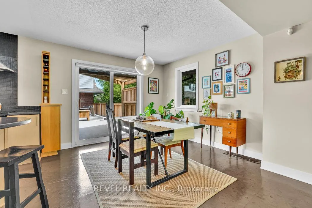 Photo 13 of 144 Monterey Drive, Ottawa, Leslie Park — HOMEH