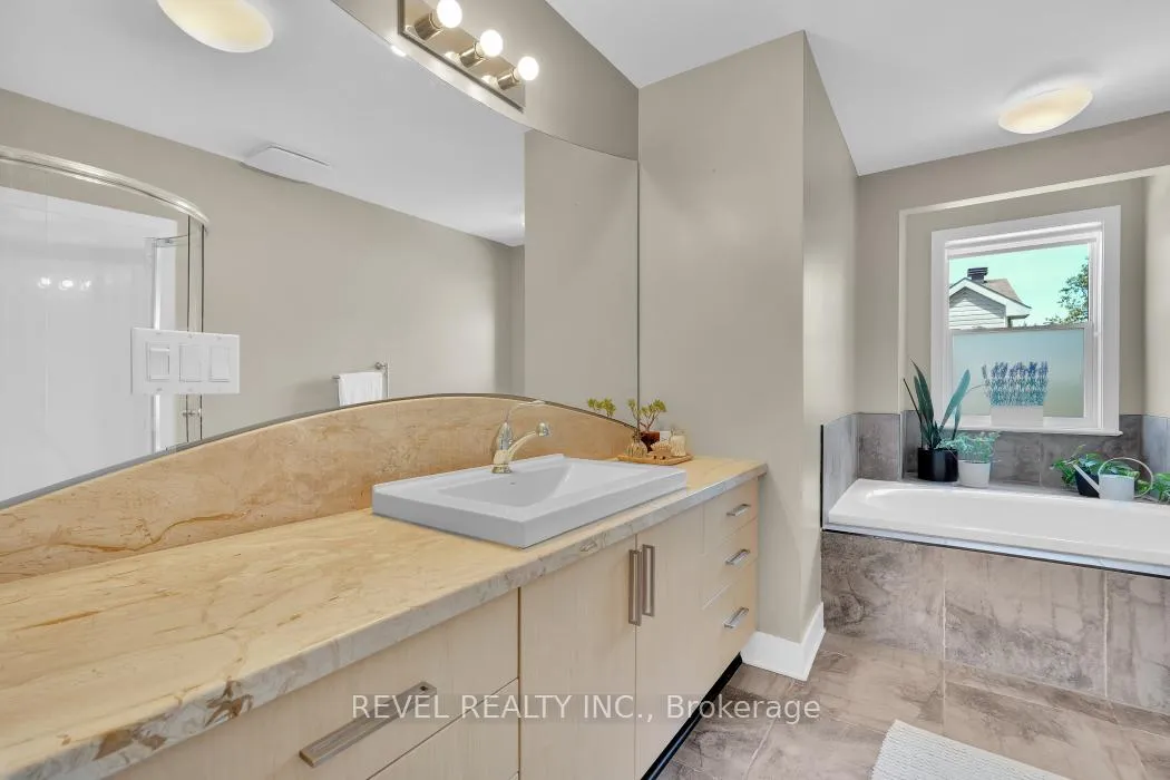 Photo 28 of 144 Monterey Drive, Ottawa, Leslie Park — HOMEH
