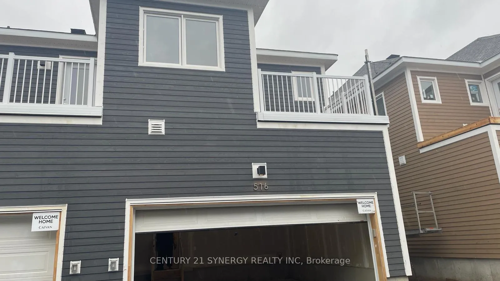 Front of 516 Oldenburg Avenue S