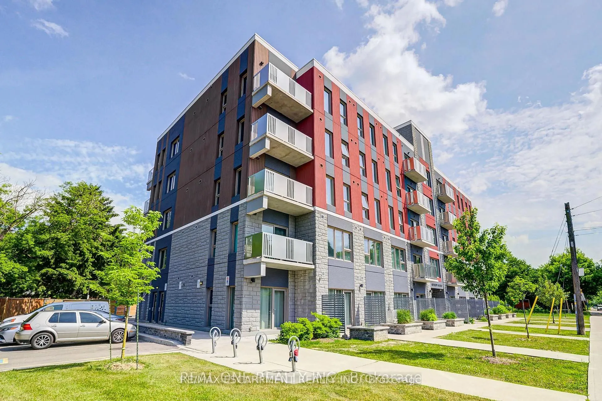 Photo 1 of Unit 122, 77 Leland Street E, Hamilton, Ainslie Wood — HOMEH