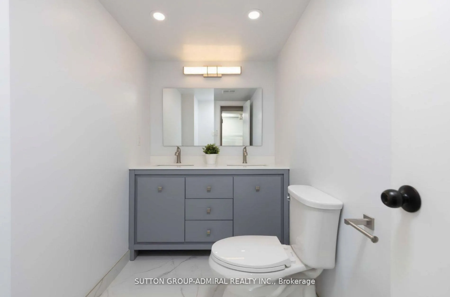 Photo 15 of Unit 1005, 50 Inverlochy Boulevard, Markham, Royal Orchard — HOMEH