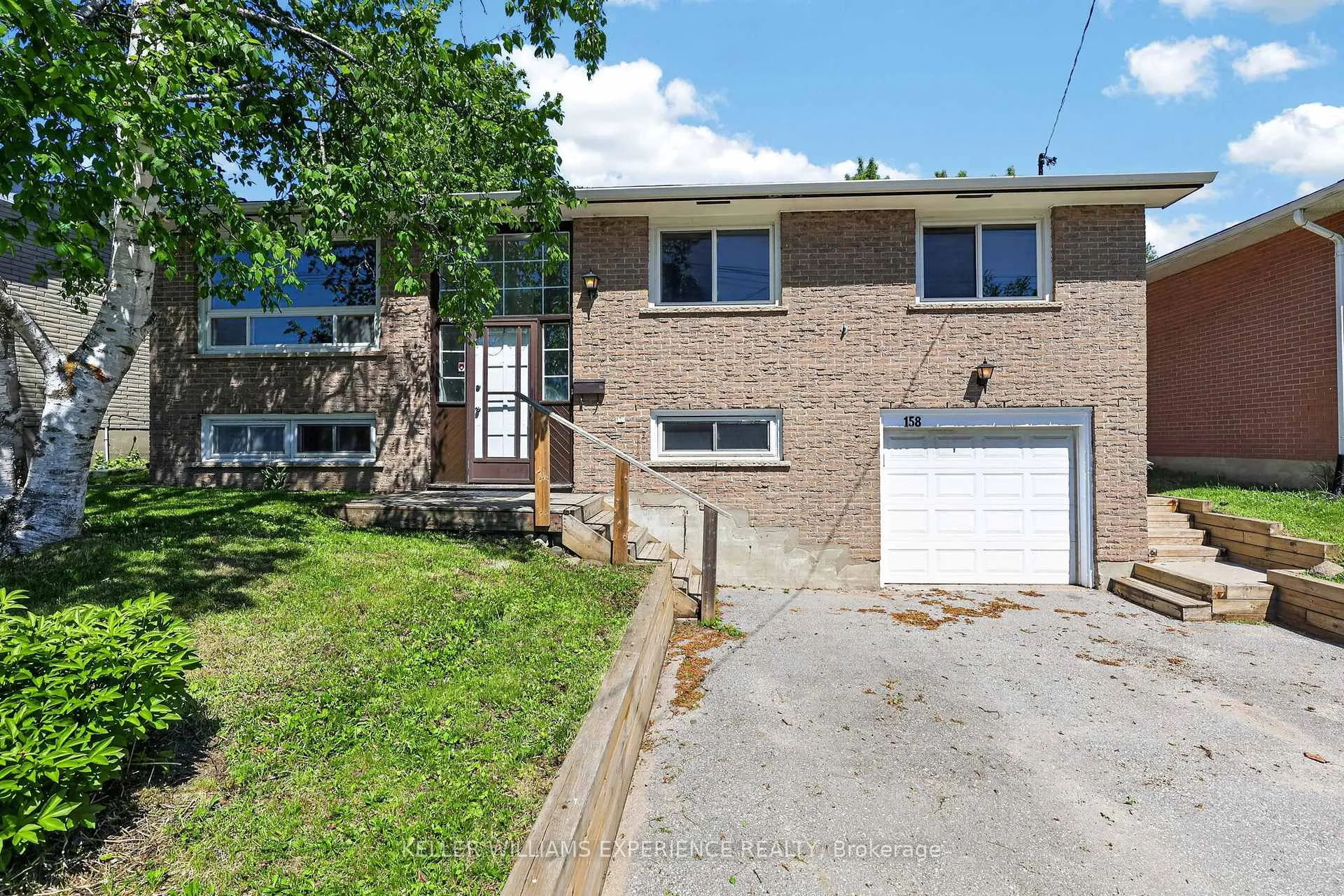 Photo 1 of 158 Cundles Road E, Barrie, Cundles East — HOMEH