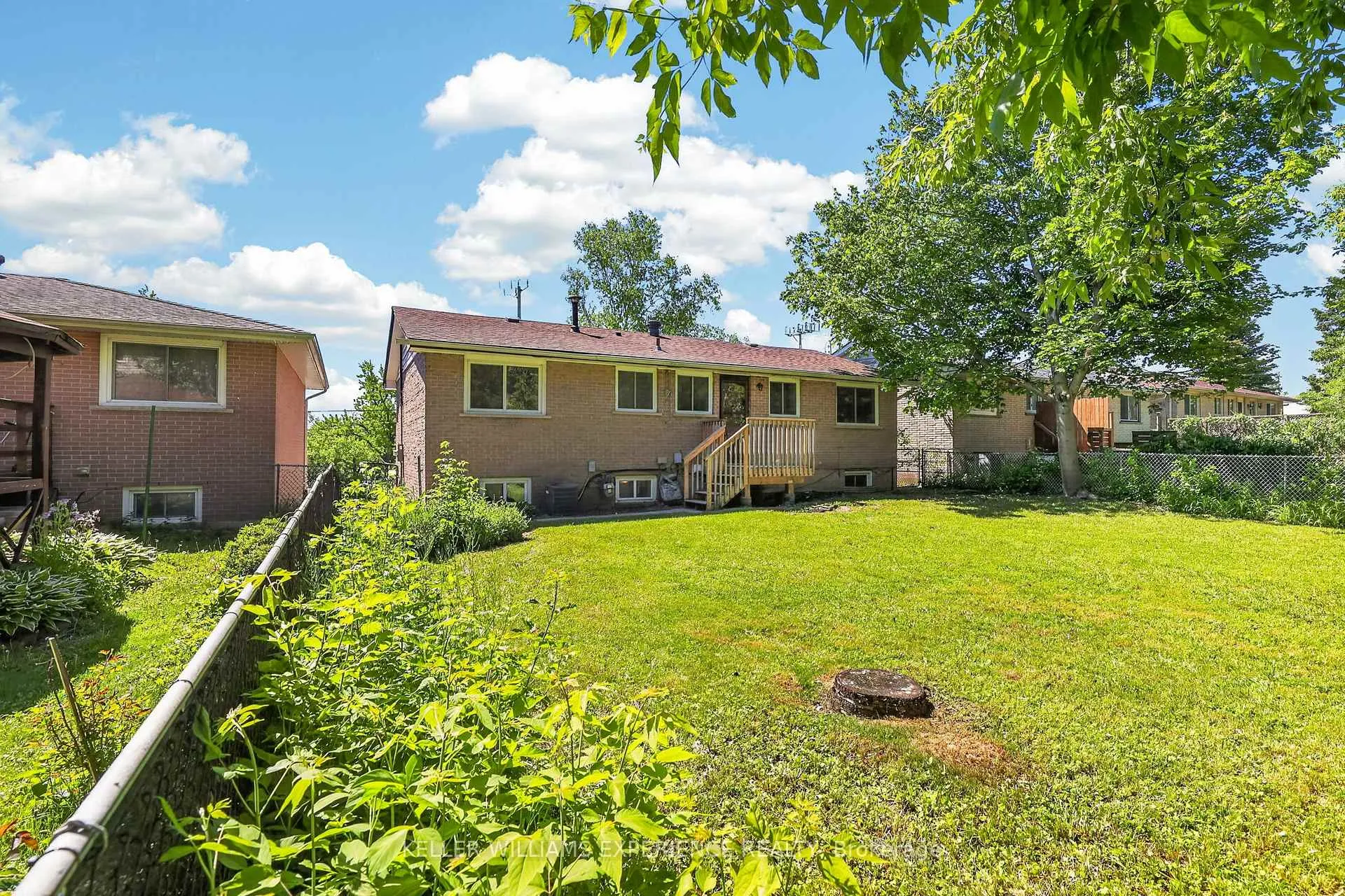 Photo 38 of 158 Cundles Road E, Barrie, Cundles East — HOMEH