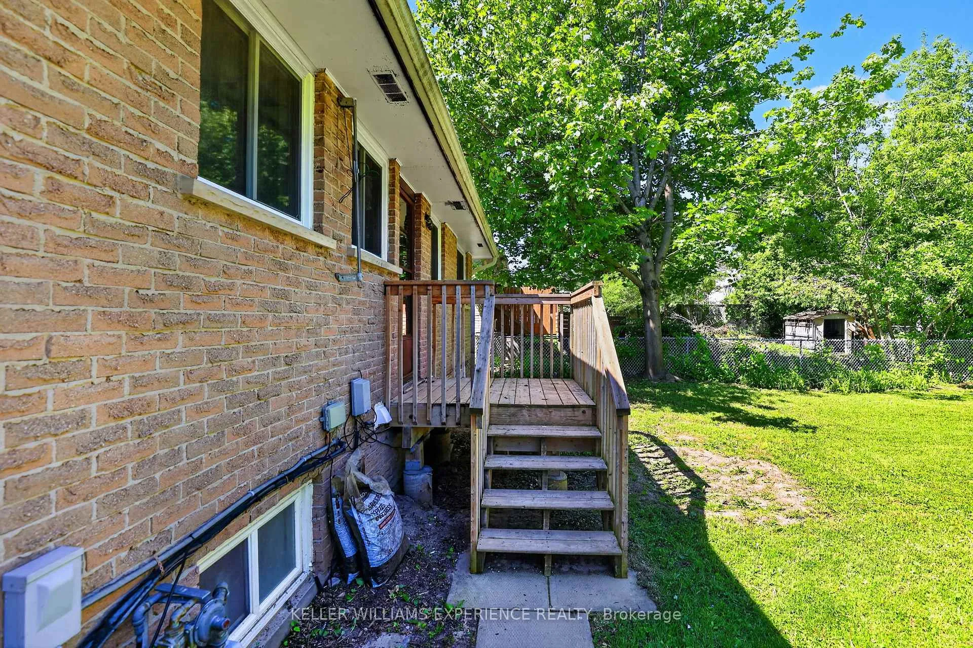 Photo 39 of 158 Cundles Road E, Barrie, Cundles East — HOMEH