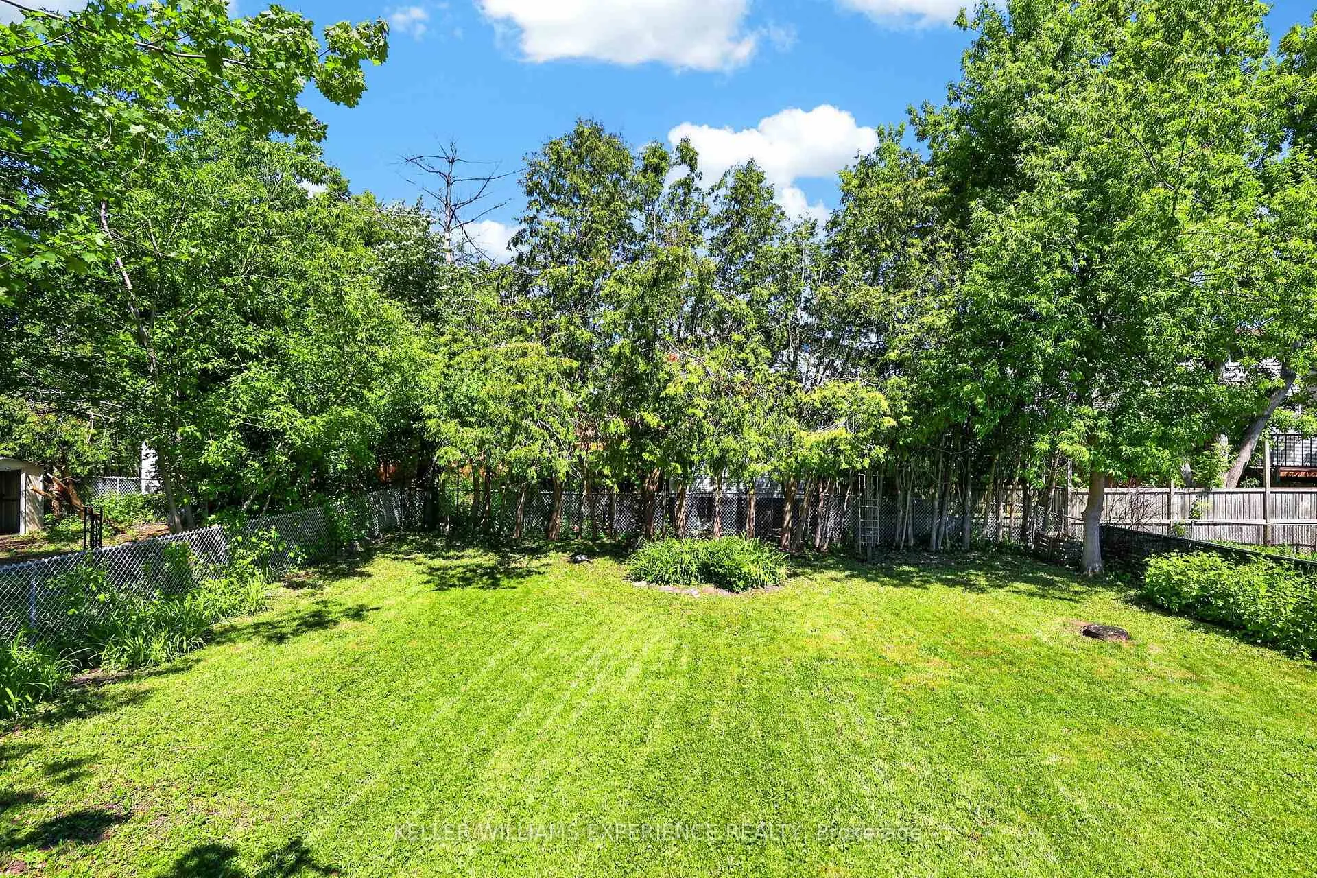 Photo 43 of 158 Cundles Road E, Barrie, Cundles East — HOMEH