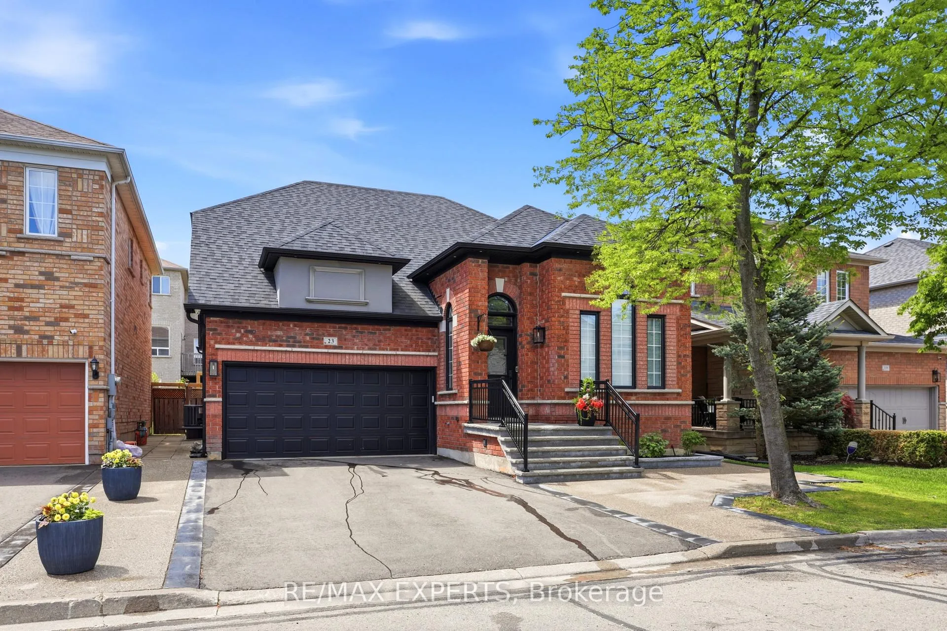 Photo 1 of 23 Shadetree Crescent, Vaughan, Vellore Village — HOMEH