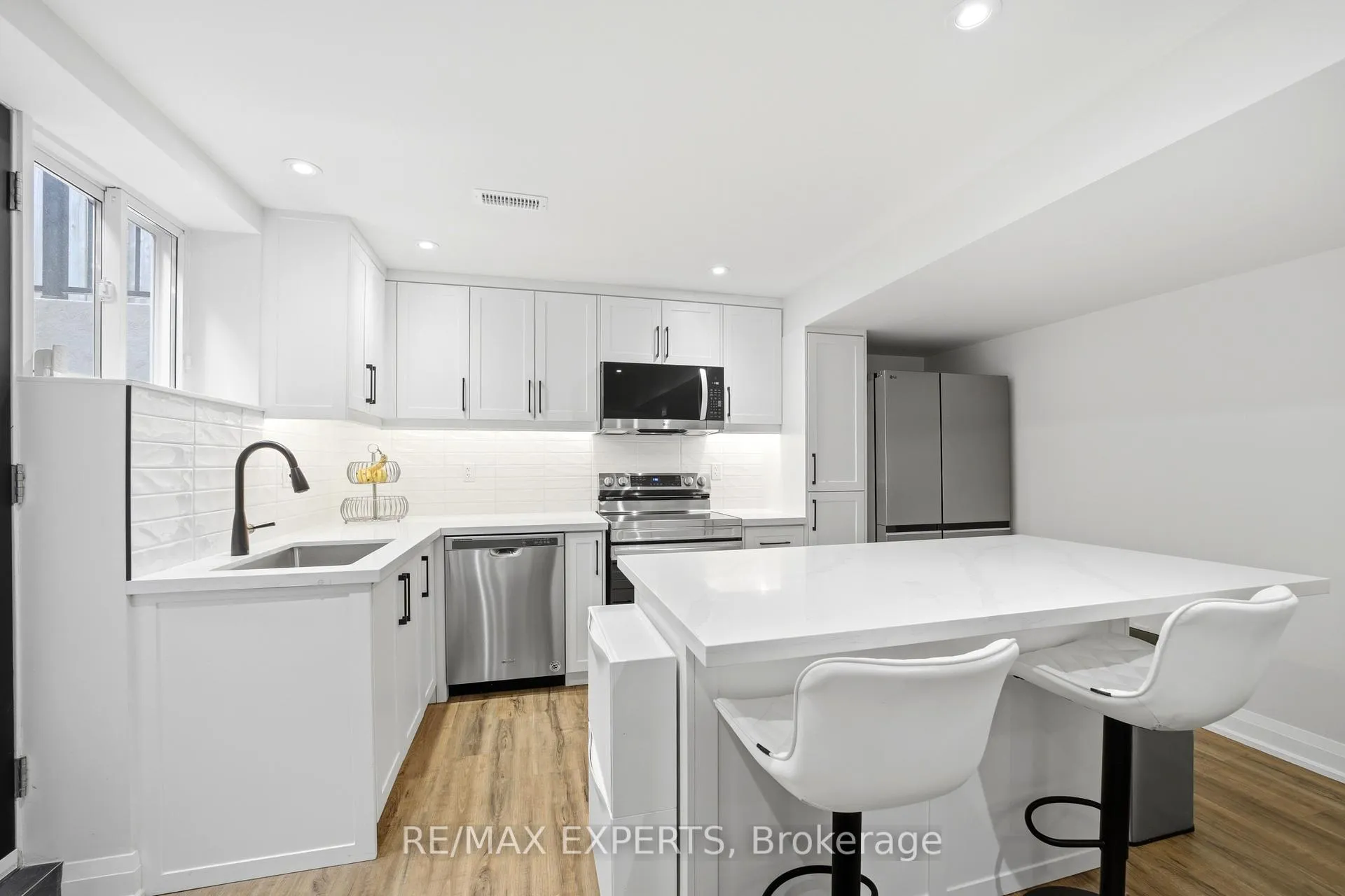 Photo 34 of 23 Shadetree Crescent, Vaughan, Vellore Village — HOMEH