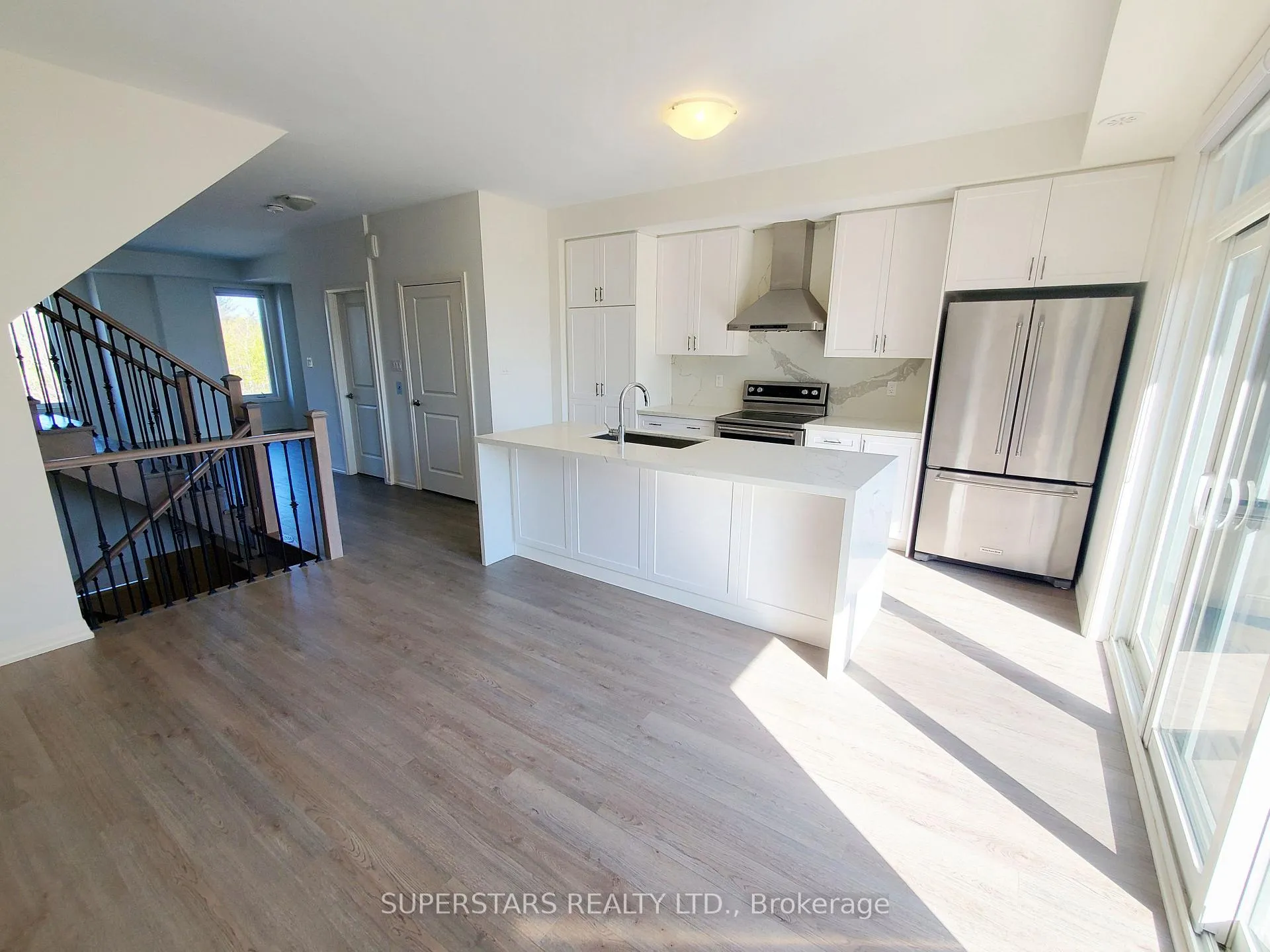 Photo 2 of 73 Ilan Ramon Boulevard, Vaughan, Patterson — HOMEH