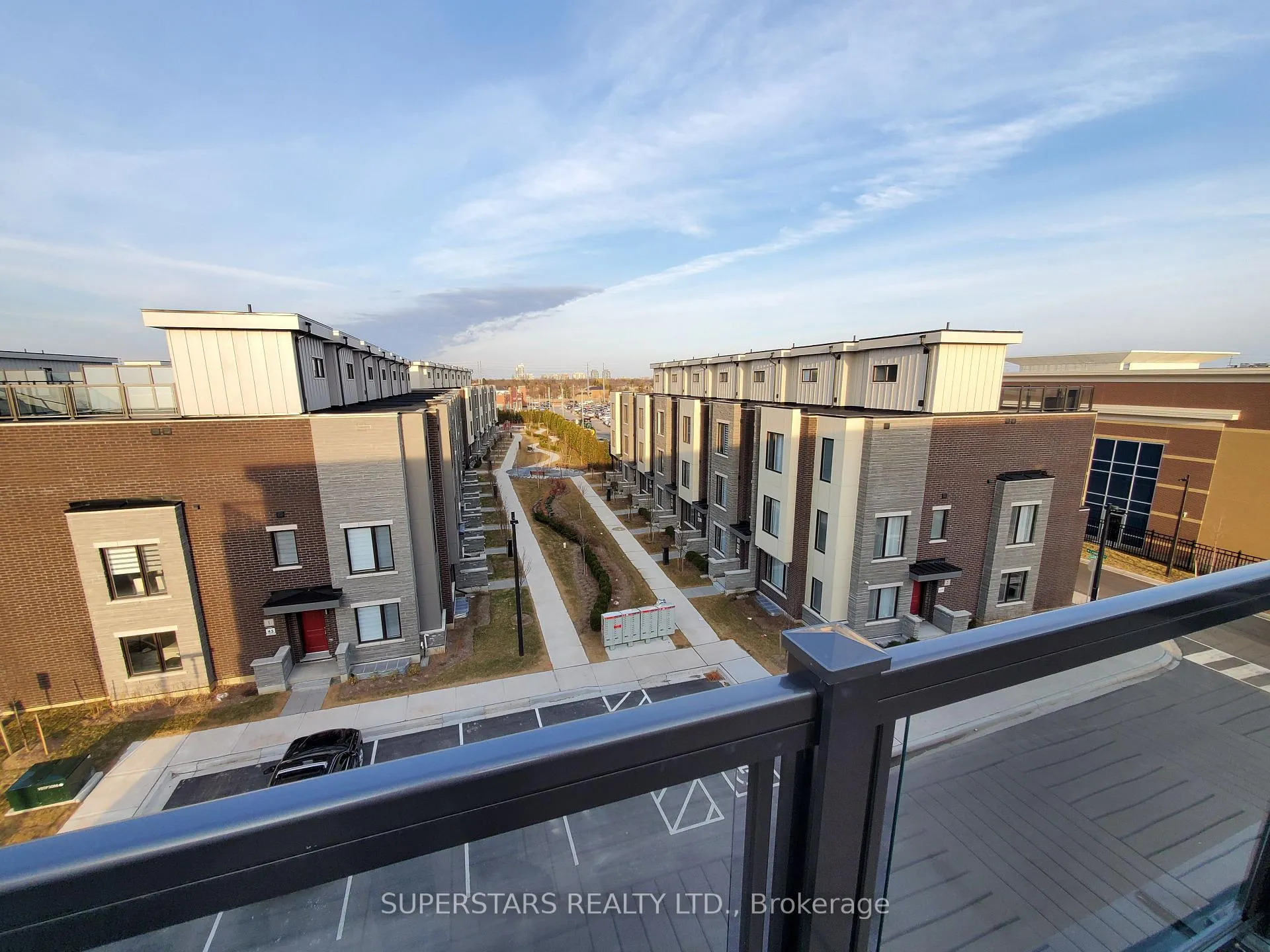 Photo 23 of 73 Ilan Ramon Boulevard, Vaughan, Patterson — HOMEH