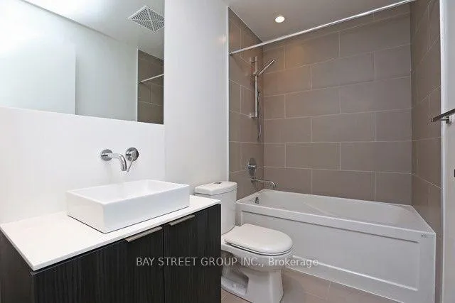 Photo 5 of Unit 1003, 159 Dundas Street E, Toronto, Church-Yonge Corridor — HOMEH