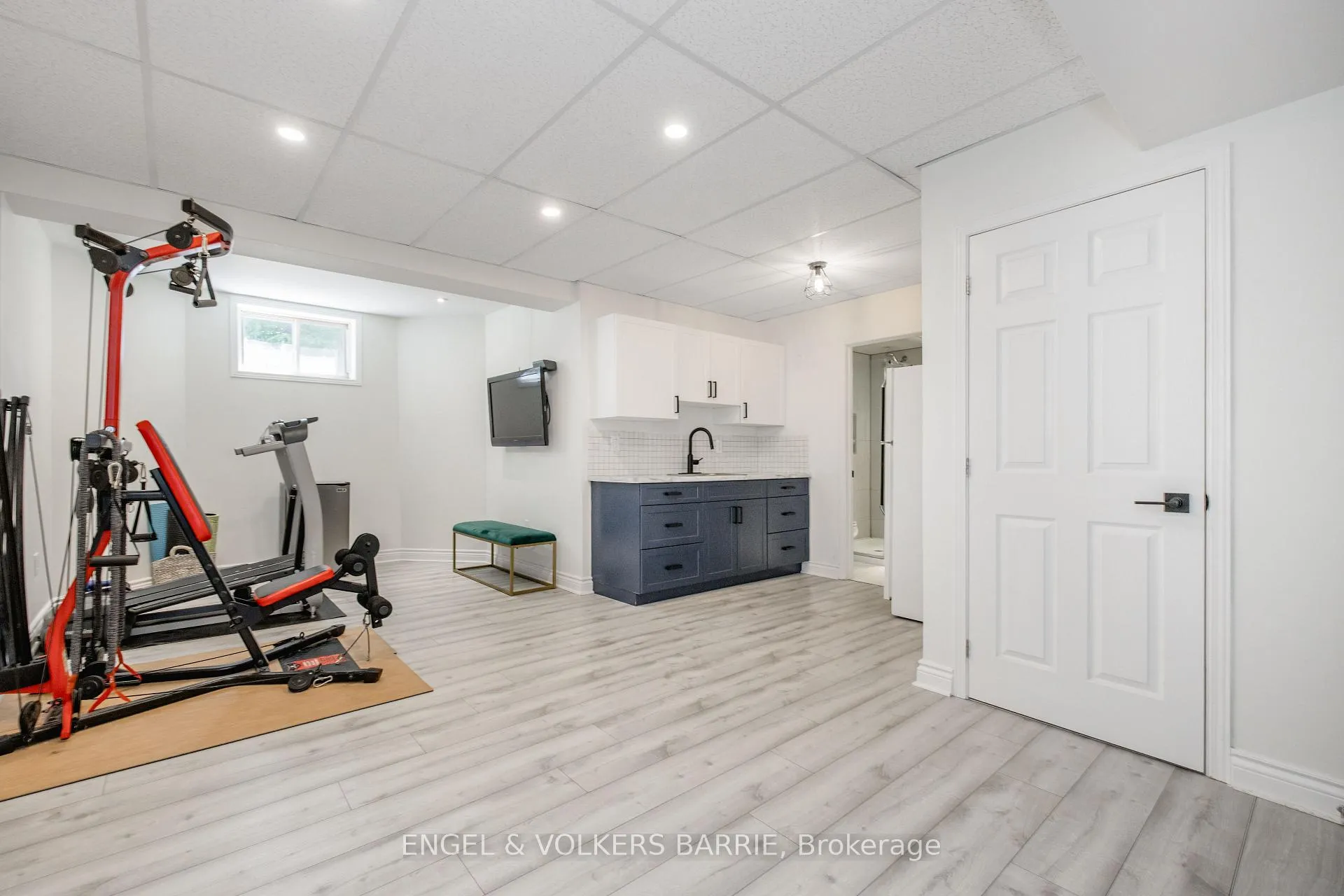 Photo 39 of 560 Leacock Drive, Barrie, Northwest — HOMEH