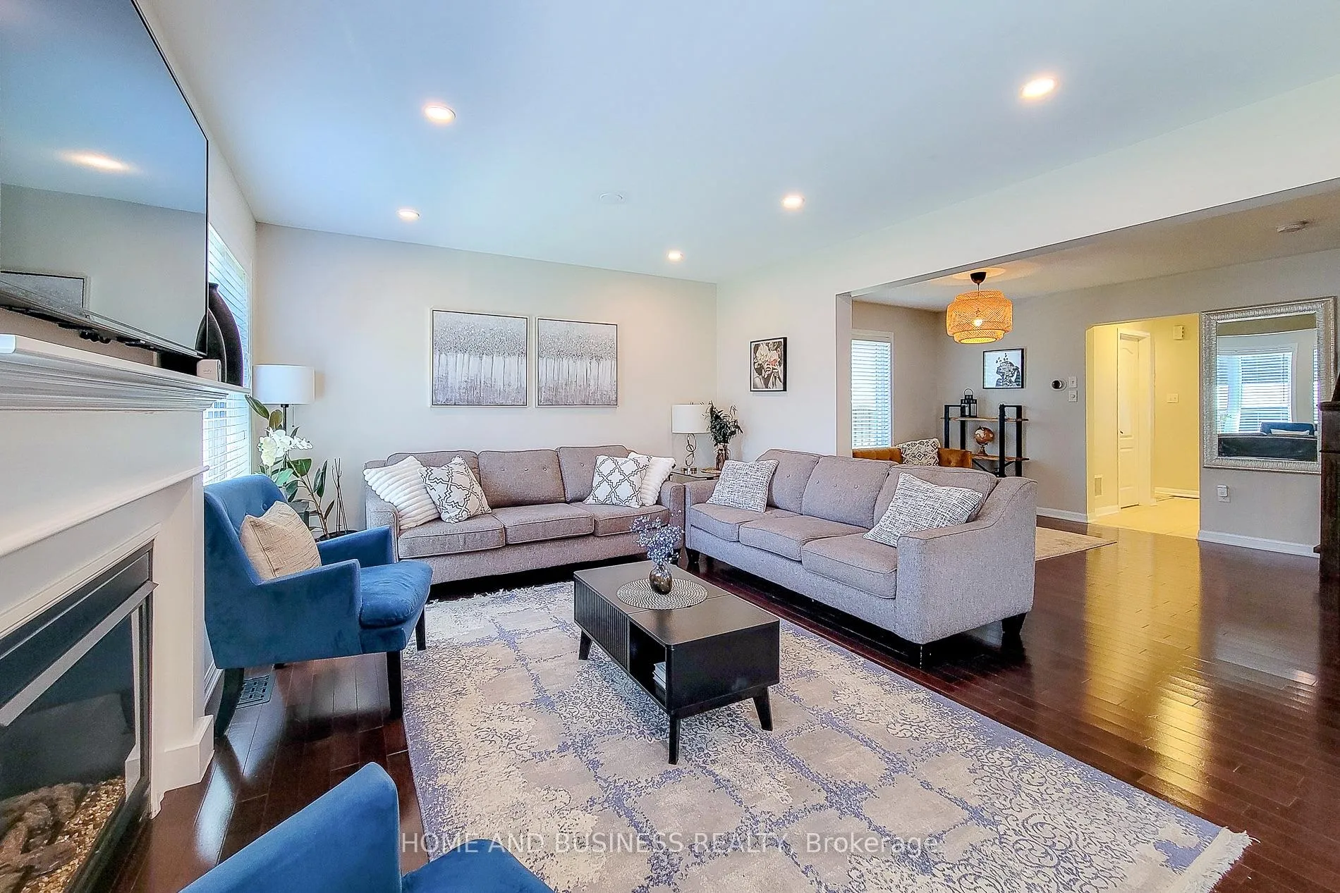 Photo 3 of 398 Schreyer Crescent, Milton, Harrison — HOMEH