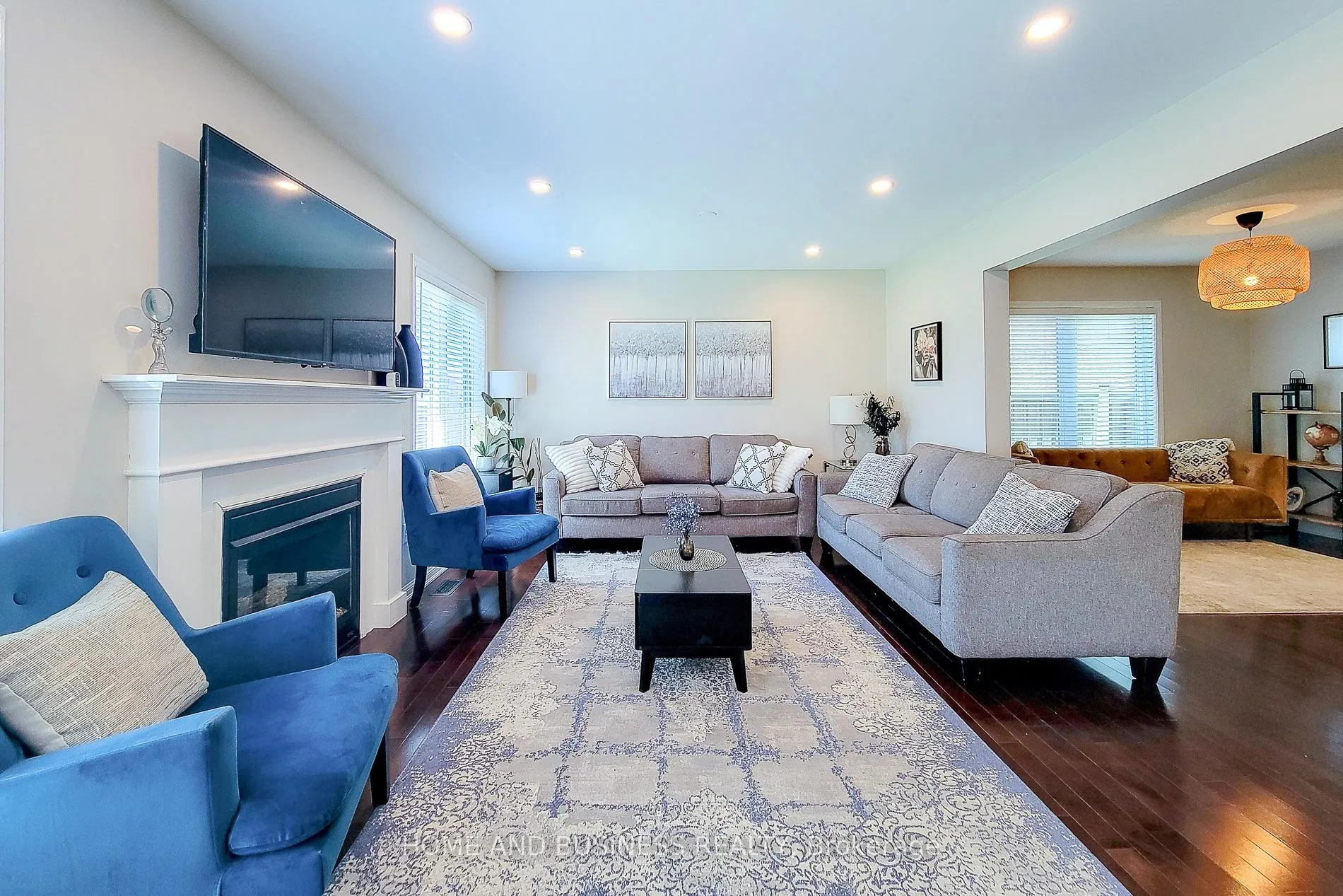 Photo 5 of 398 Schreyer Crescent, Milton, Harrison — HOMEH
