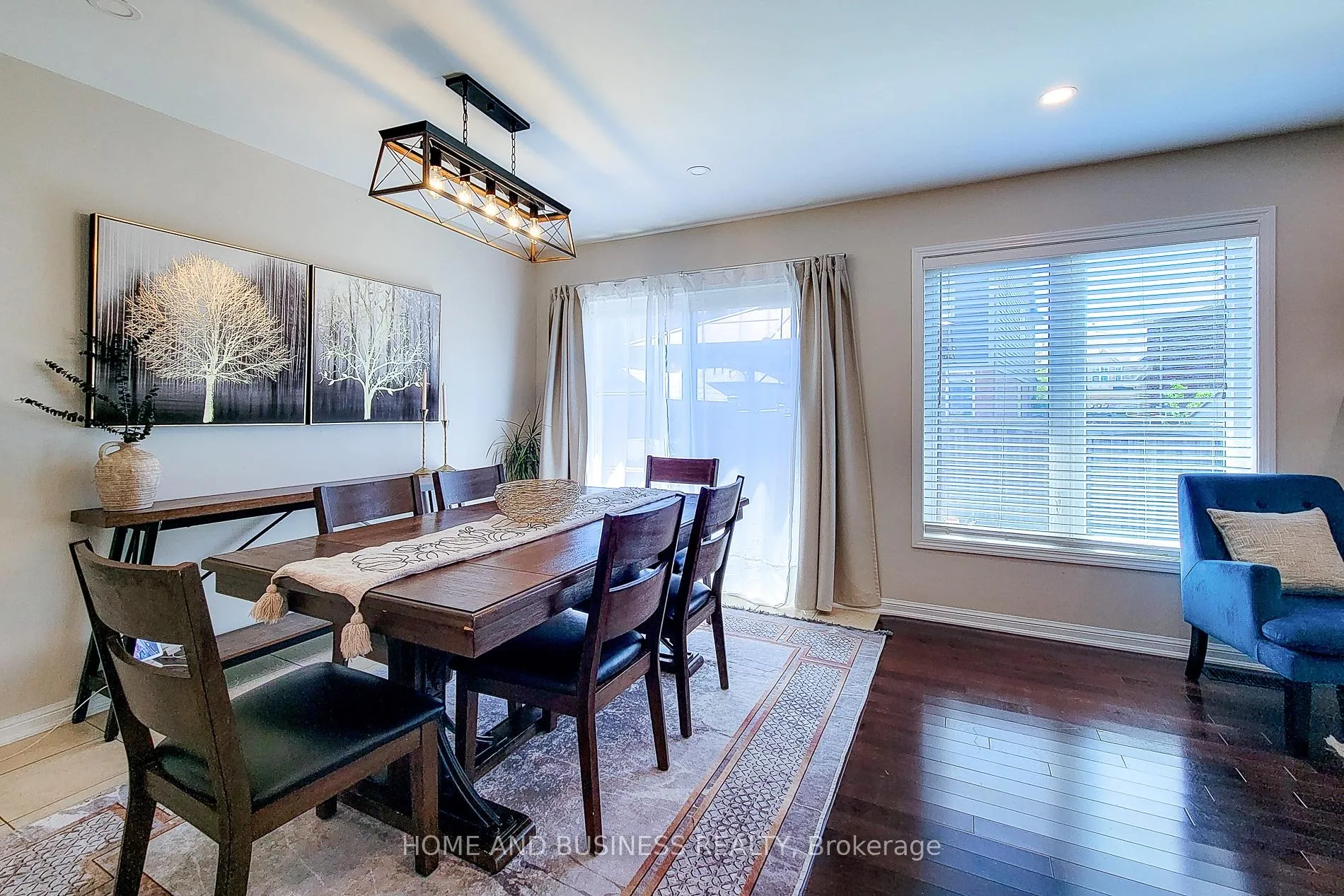 Photo 9 of 398 Schreyer Crescent, Milton, Harrison — HOMEH
