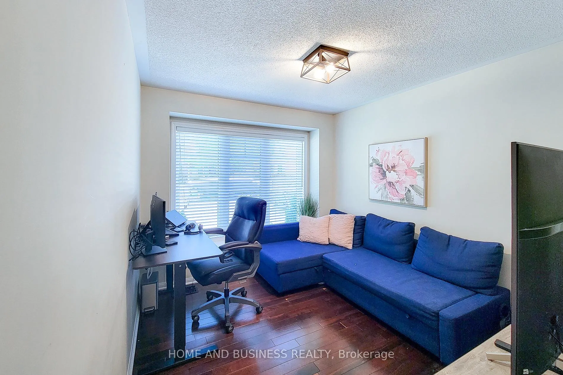 Photo 17 of 398 Schreyer Crescent, Milton, Harrison — HOMEH