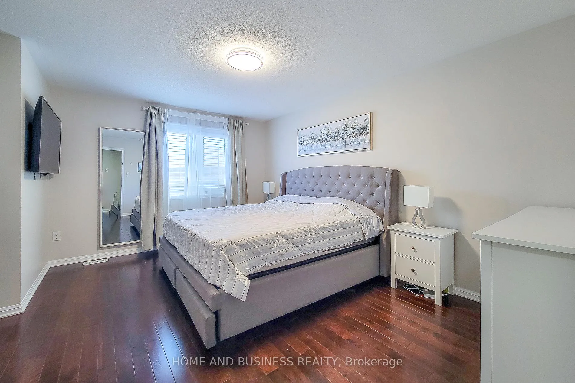 Photo 20 of 398 Schreyer Crescent, Milton, Harrison — HOMEH