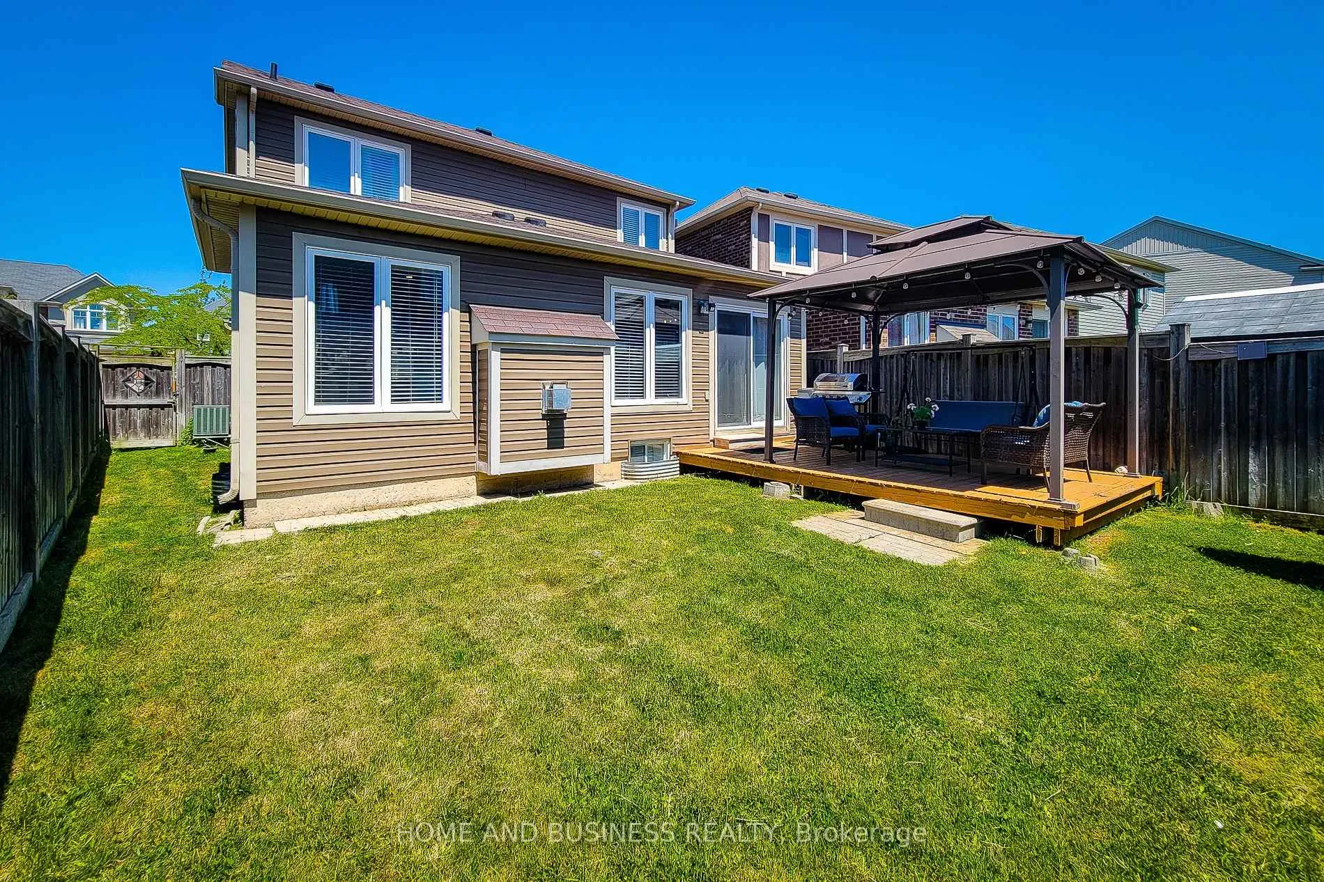 Photo 43 of 398 Schreyer Crescent, Milton, Harrison — HOMEH
