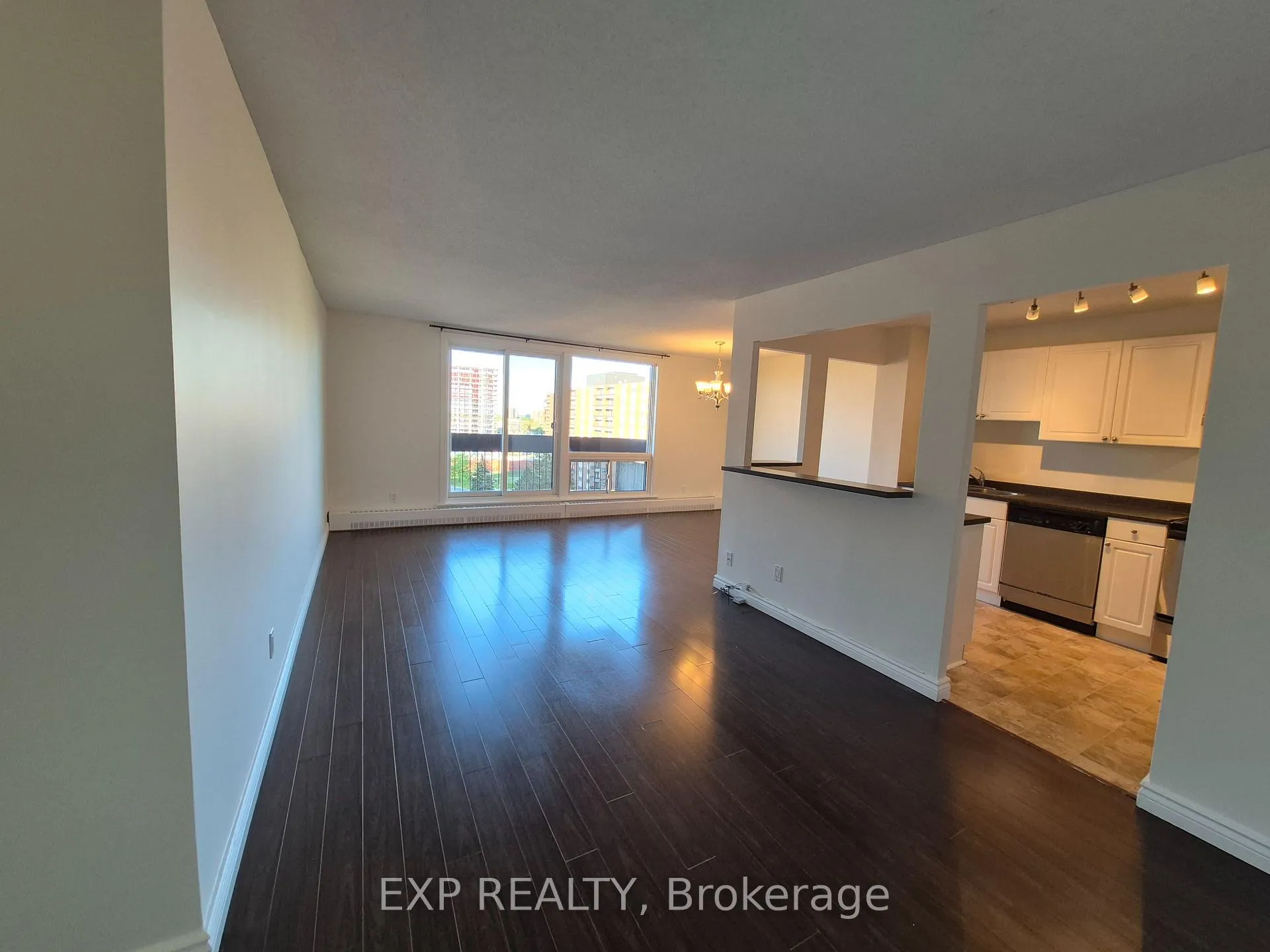 Photo 6 of Unit 1013, 1505 Baseline Road, Ottawa, Copeland Park — HOMEH