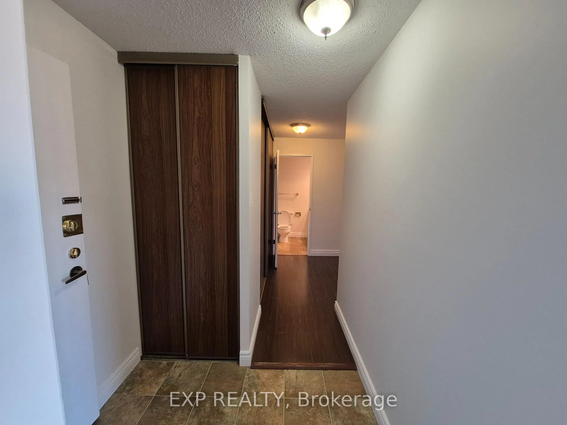 Photo 8 of Unit 1013, 1505 Baseline Road, Ottawa, Copeland Park — HOMEH