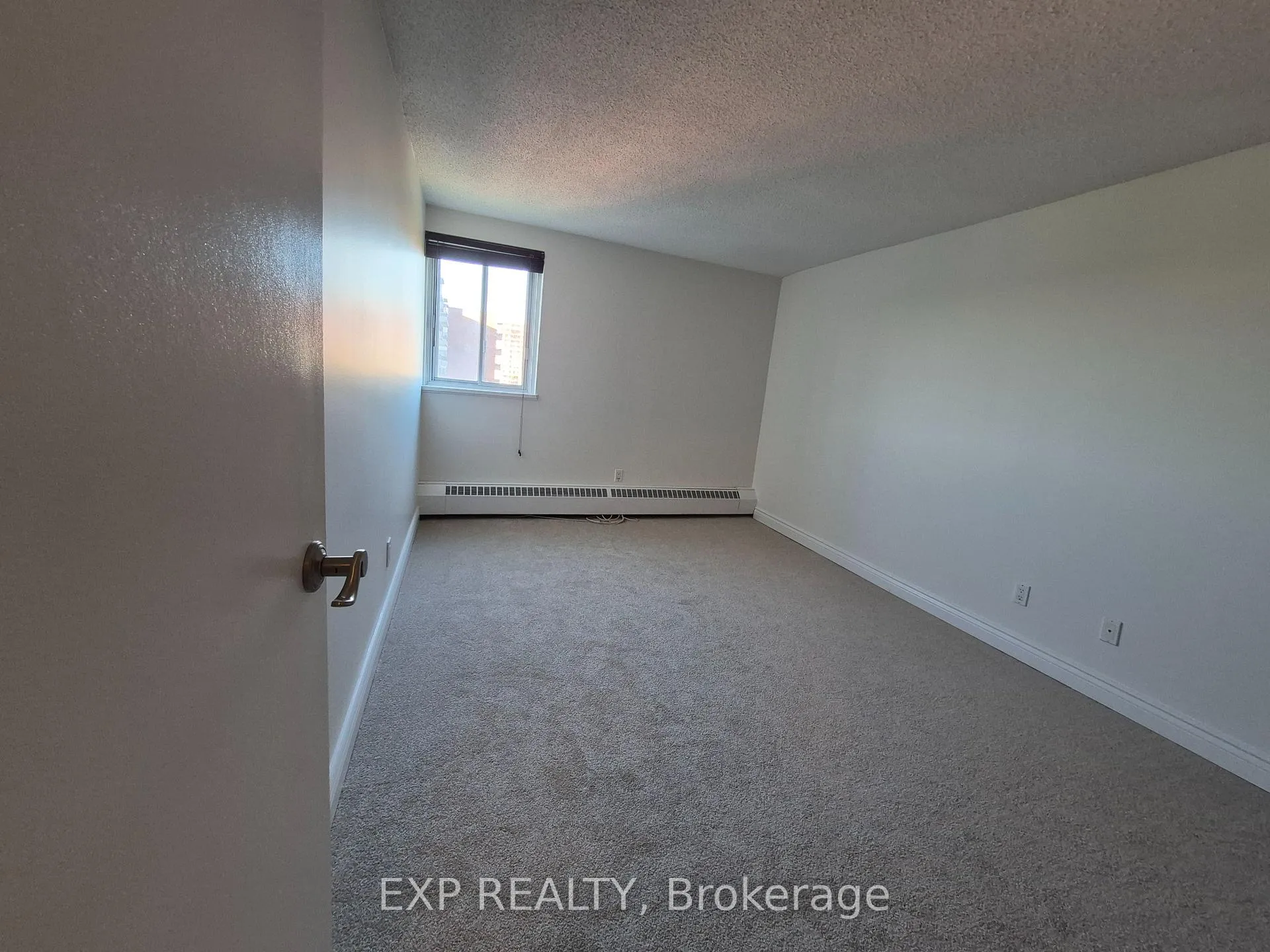 Photo 12 of Unit 1013, 1505 Baseline Road, Ottawa, Copeland Park — HOMEH