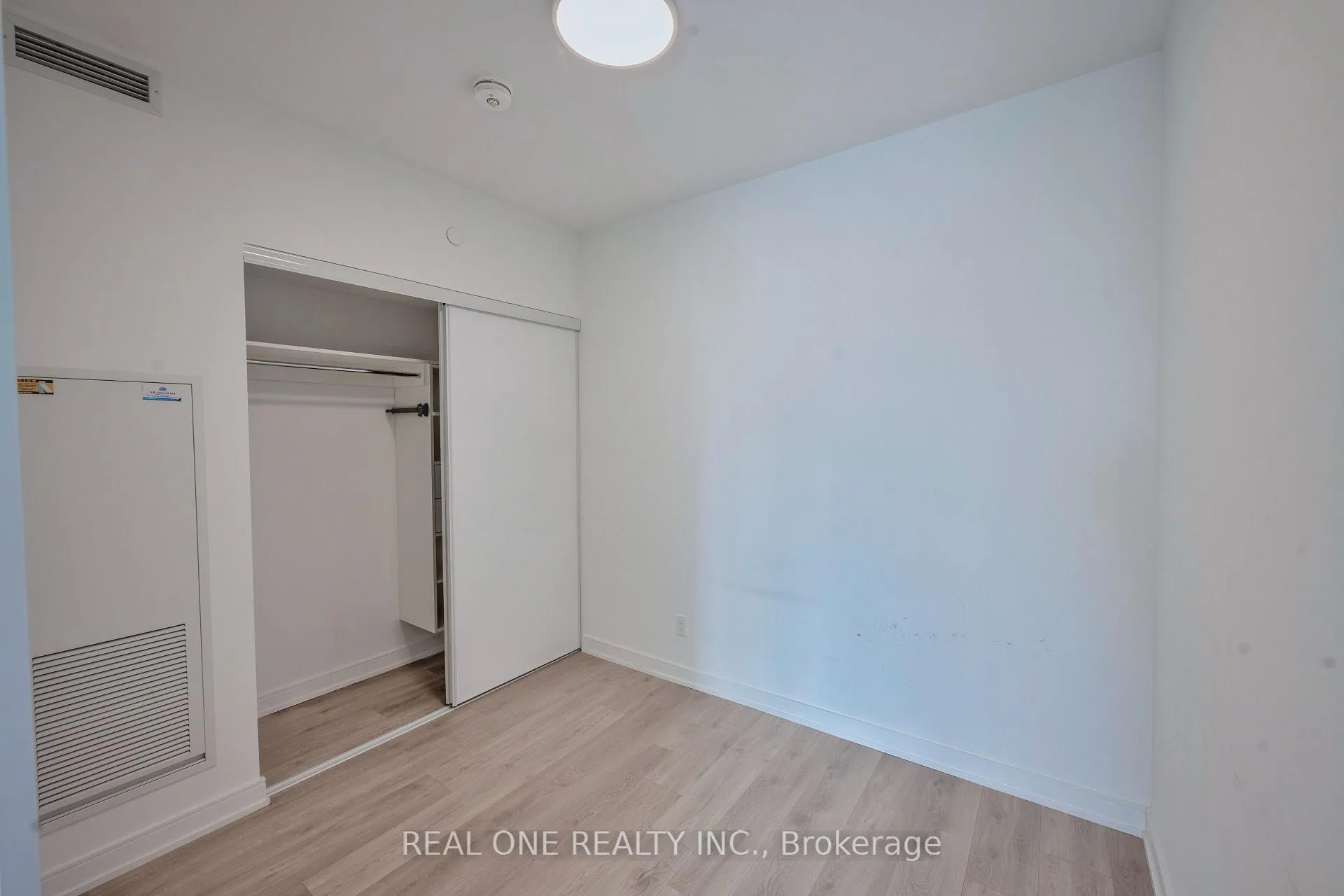 Photo 11 of Unit 2913, 3 Gloucester Street, Toronto, Church-Yonge Corridor — HOMEH