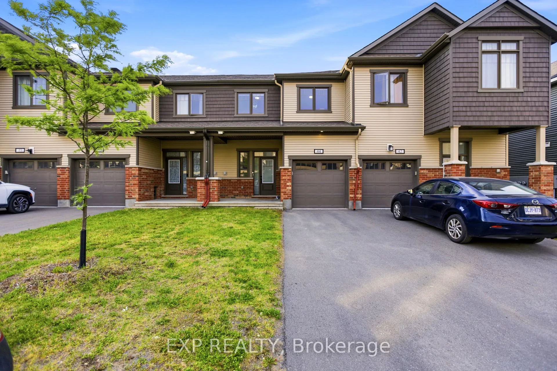 Front of 44 Lentago Avenue