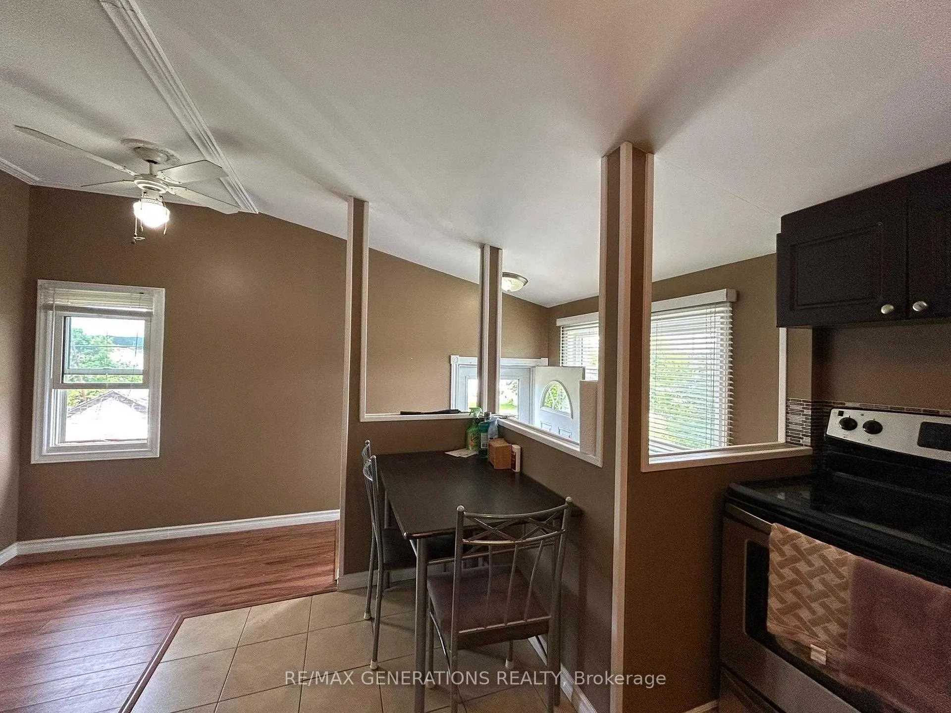 Photo 10 of 208-210 Mackenzie Avenue, Atikokan — HOMEH
